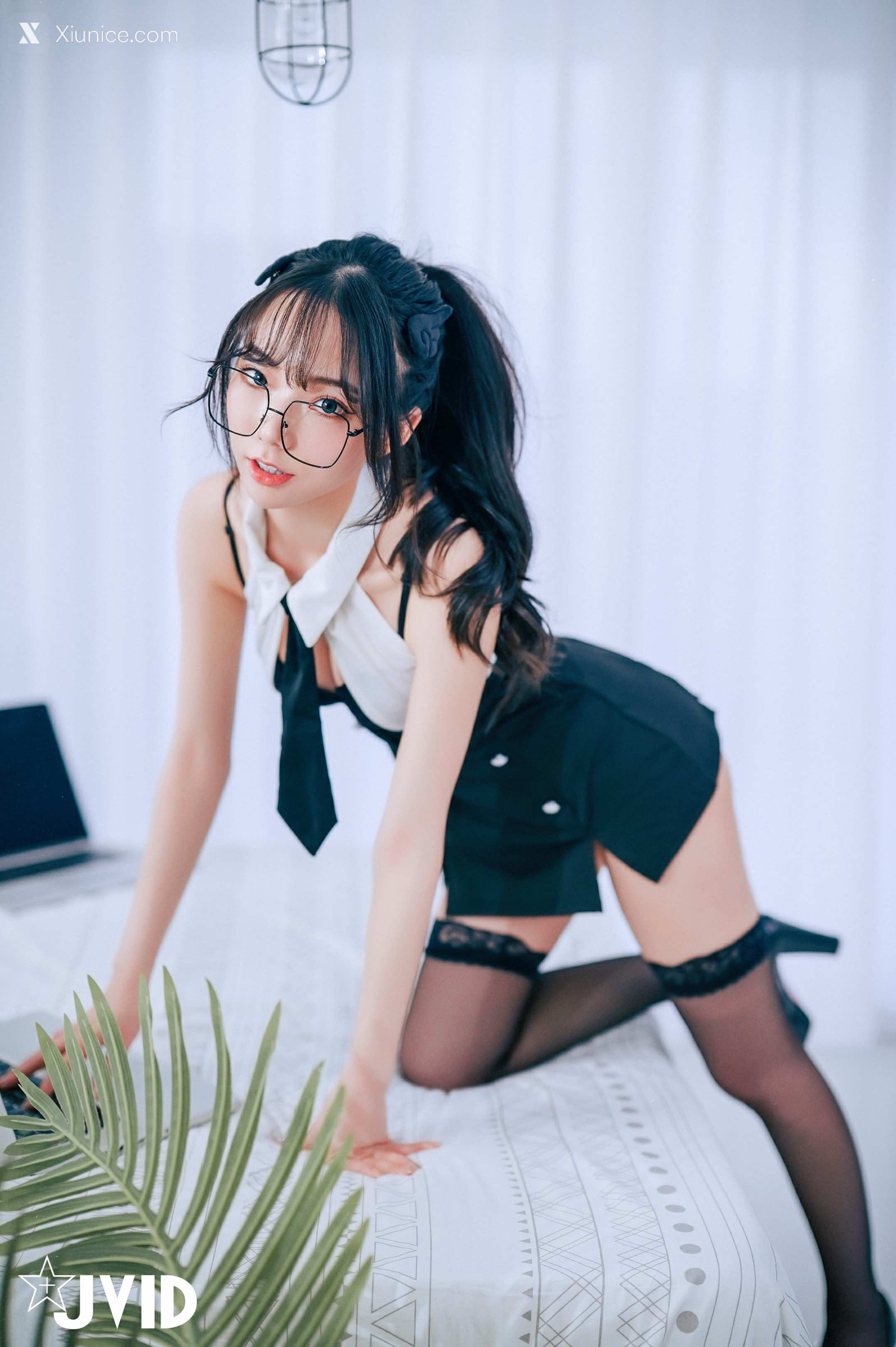 JVID Xiunice.com 啾啾 淫欲小秘書 38
