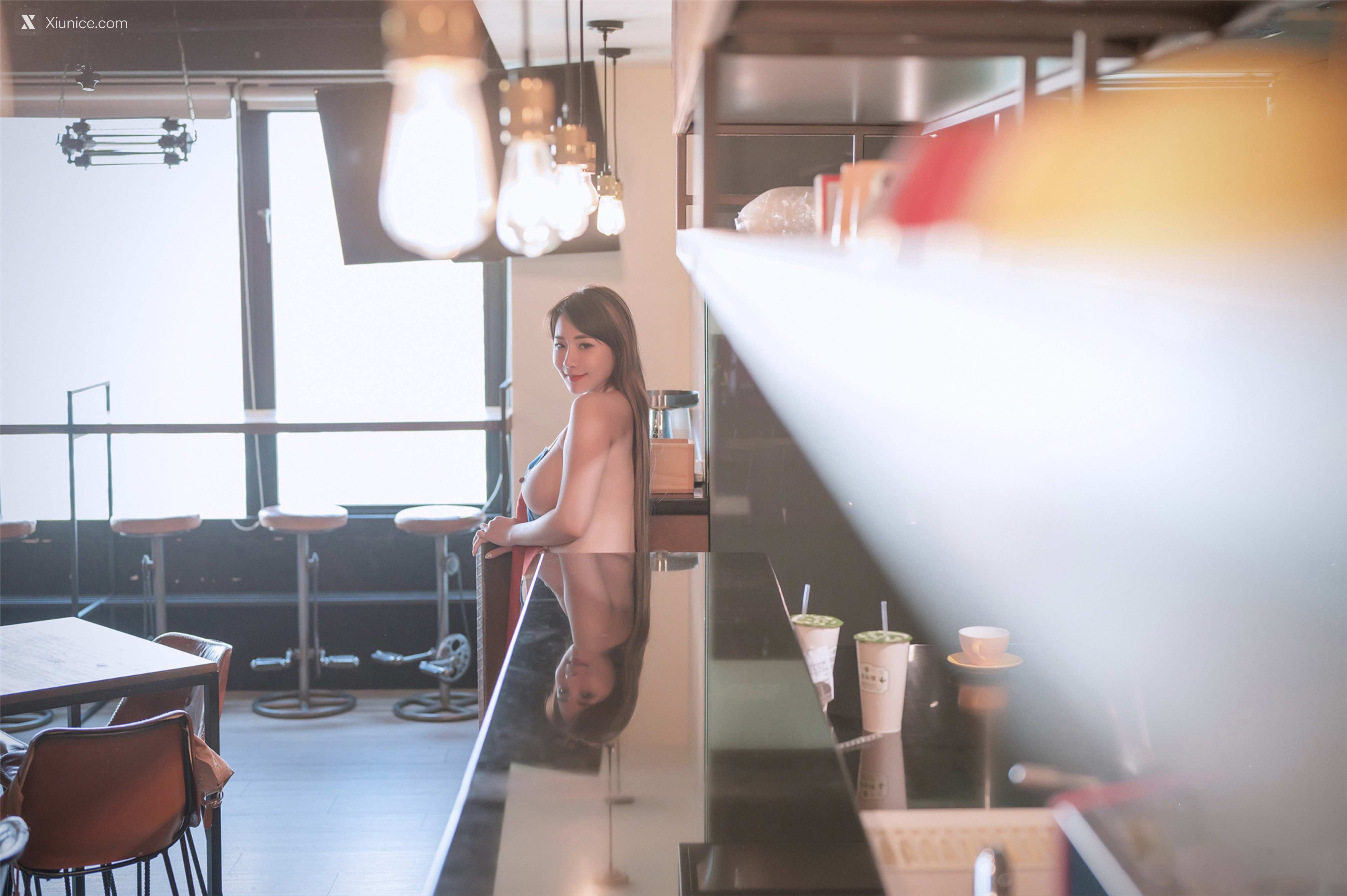JVID Xiunice.com Lele 樂樂 Lonely Traveler Cafe 32