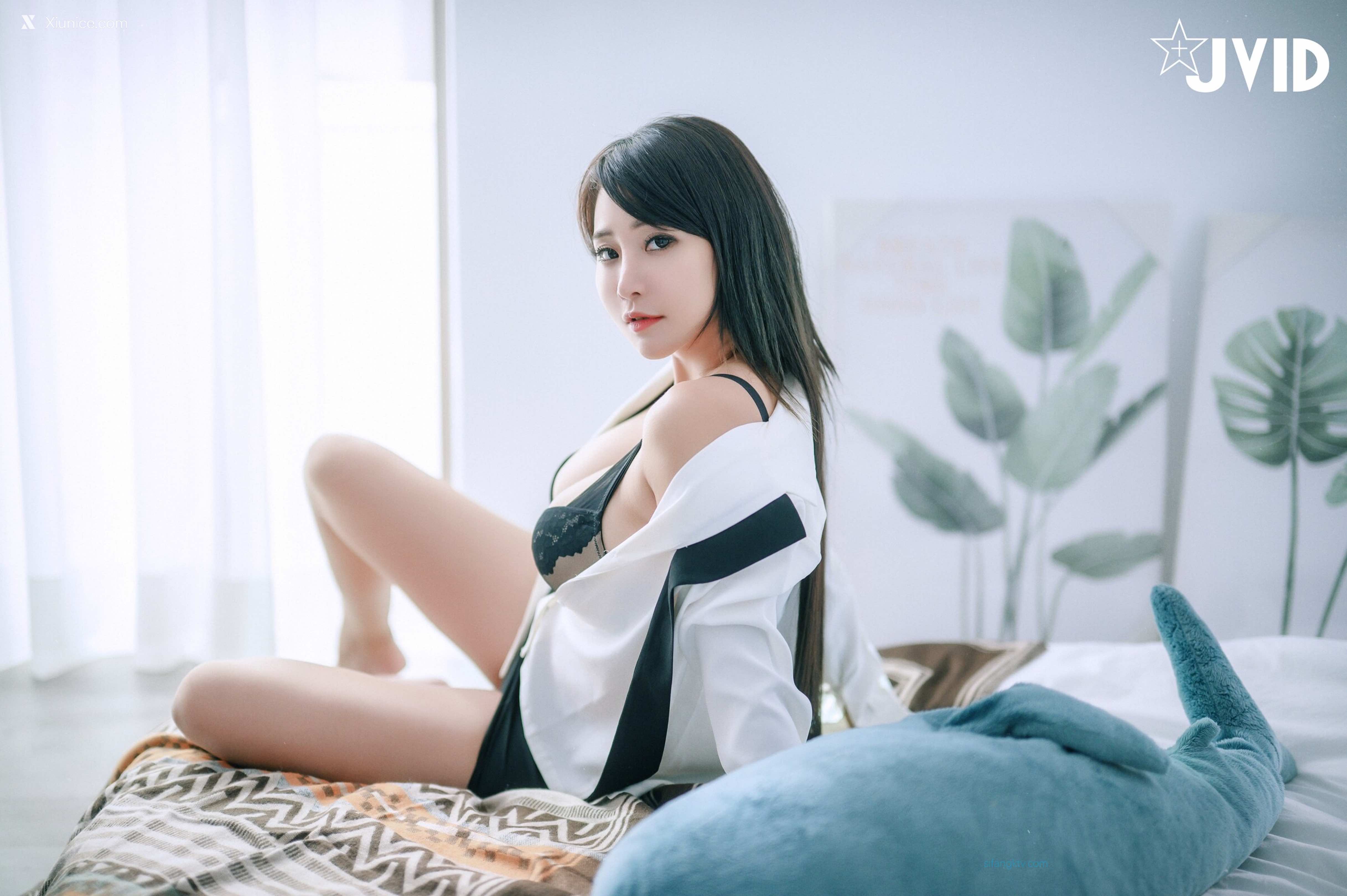 JVID Xiunice.com Lele 樂樂 Secretary Uniform 30