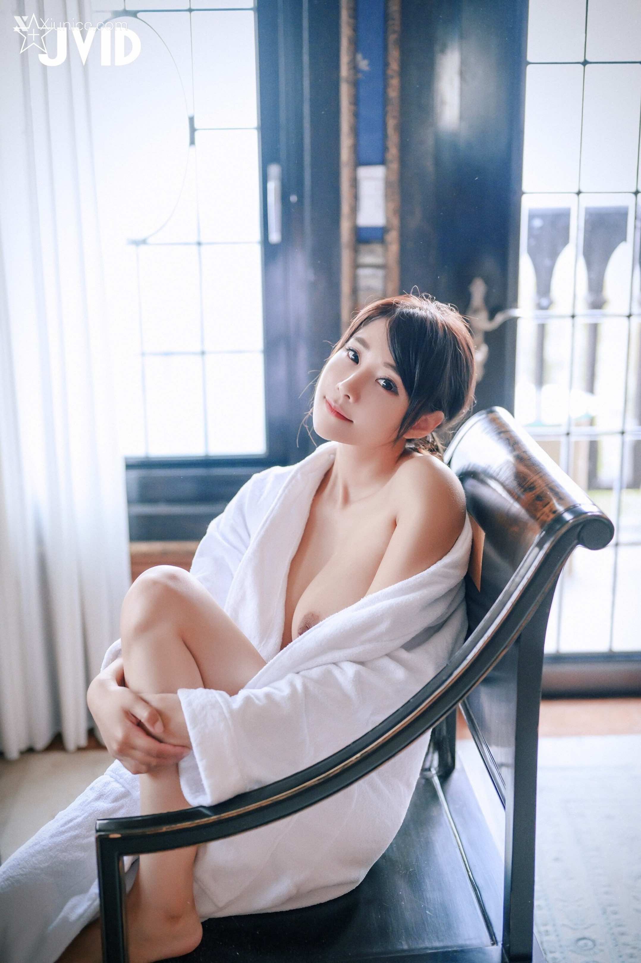 JVID Xiunice.com Lele 樂樂 Sexy Girl Of Santa 122