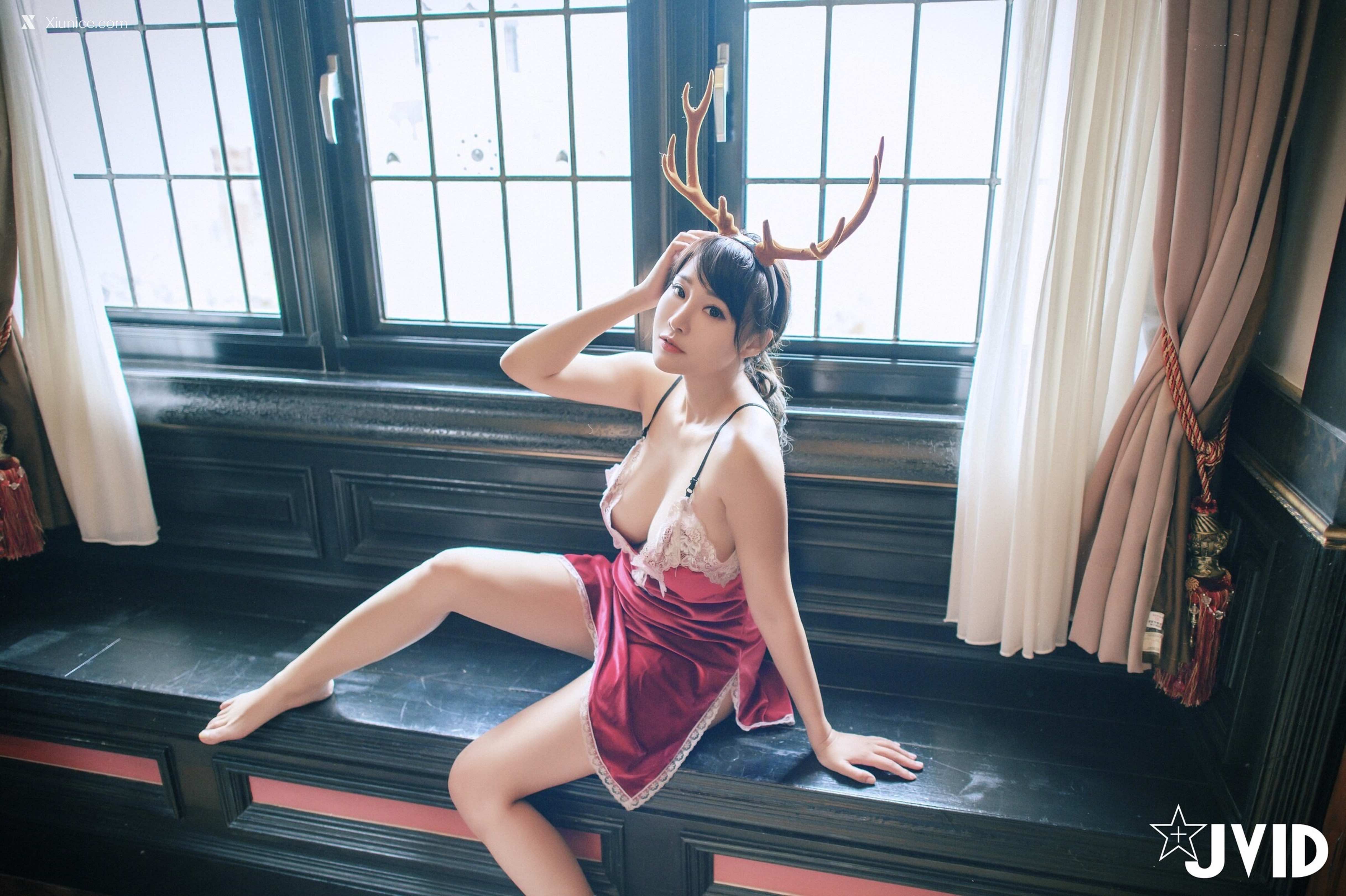 JVID Xiunice.com Lele 樂樂 Sexy Girl Of Santa 16