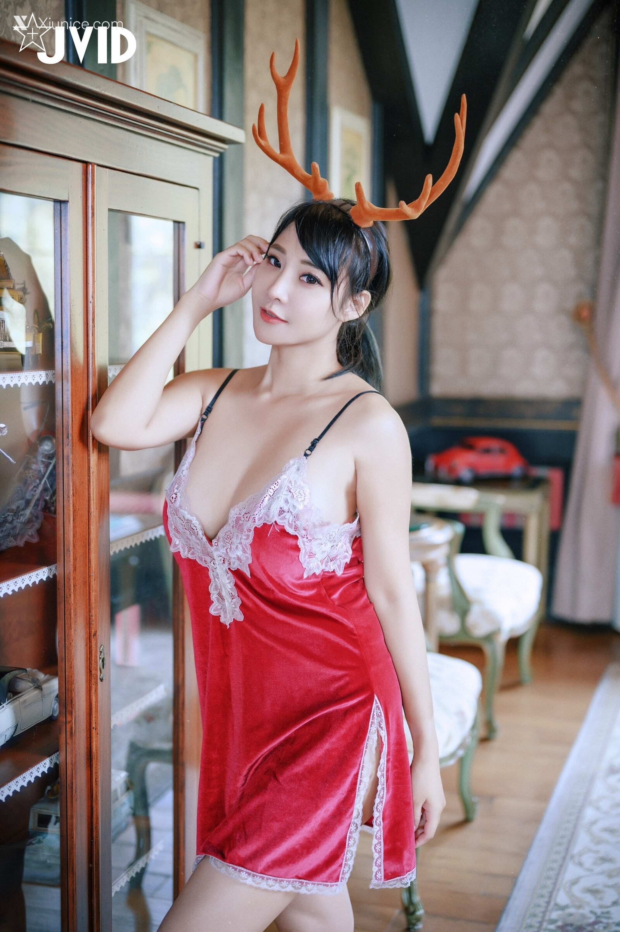 JVID Xiunice.com Lele 樂樂 Sexy Girl Of Santa 25