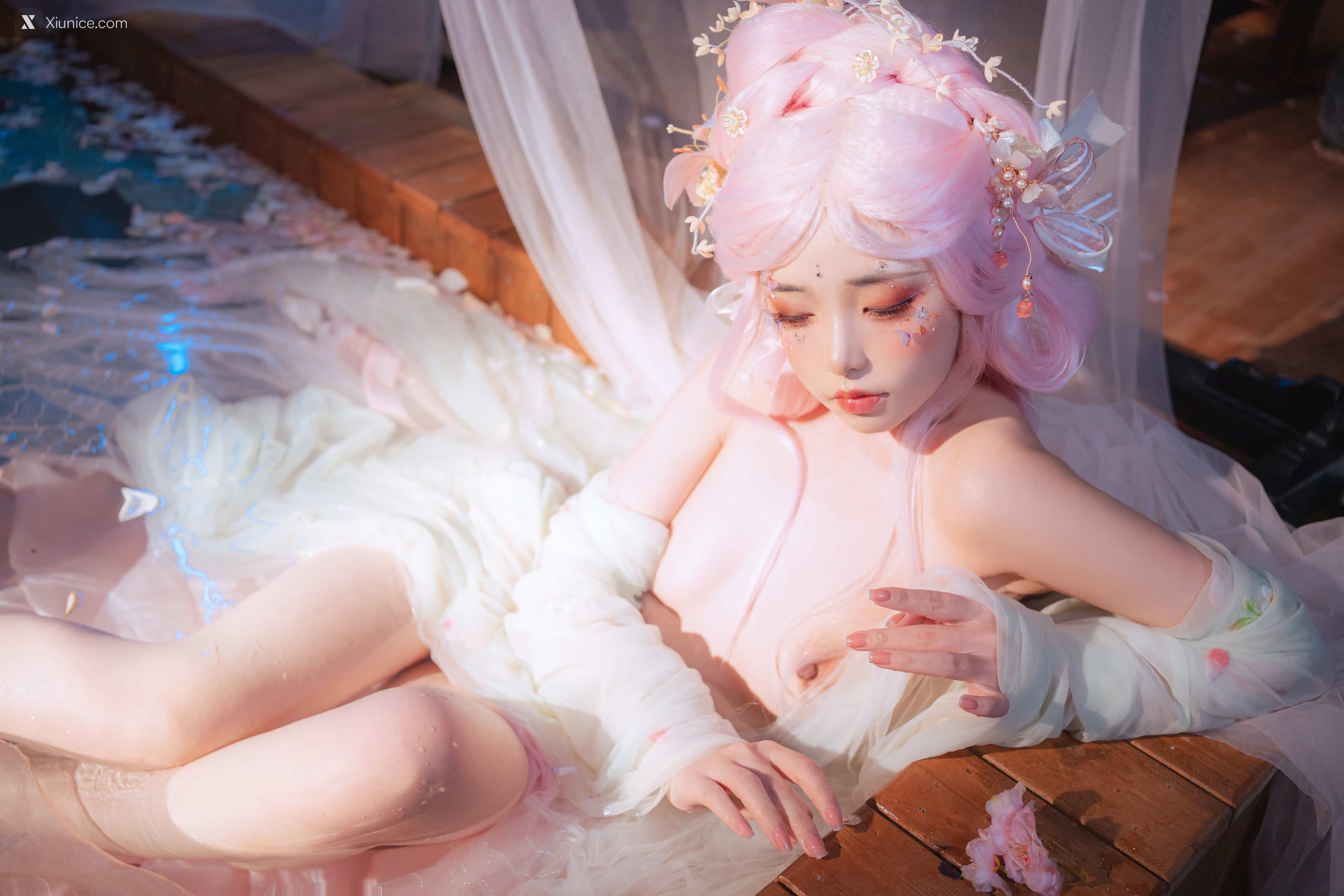 Nekokoyoshi 临江仙 18