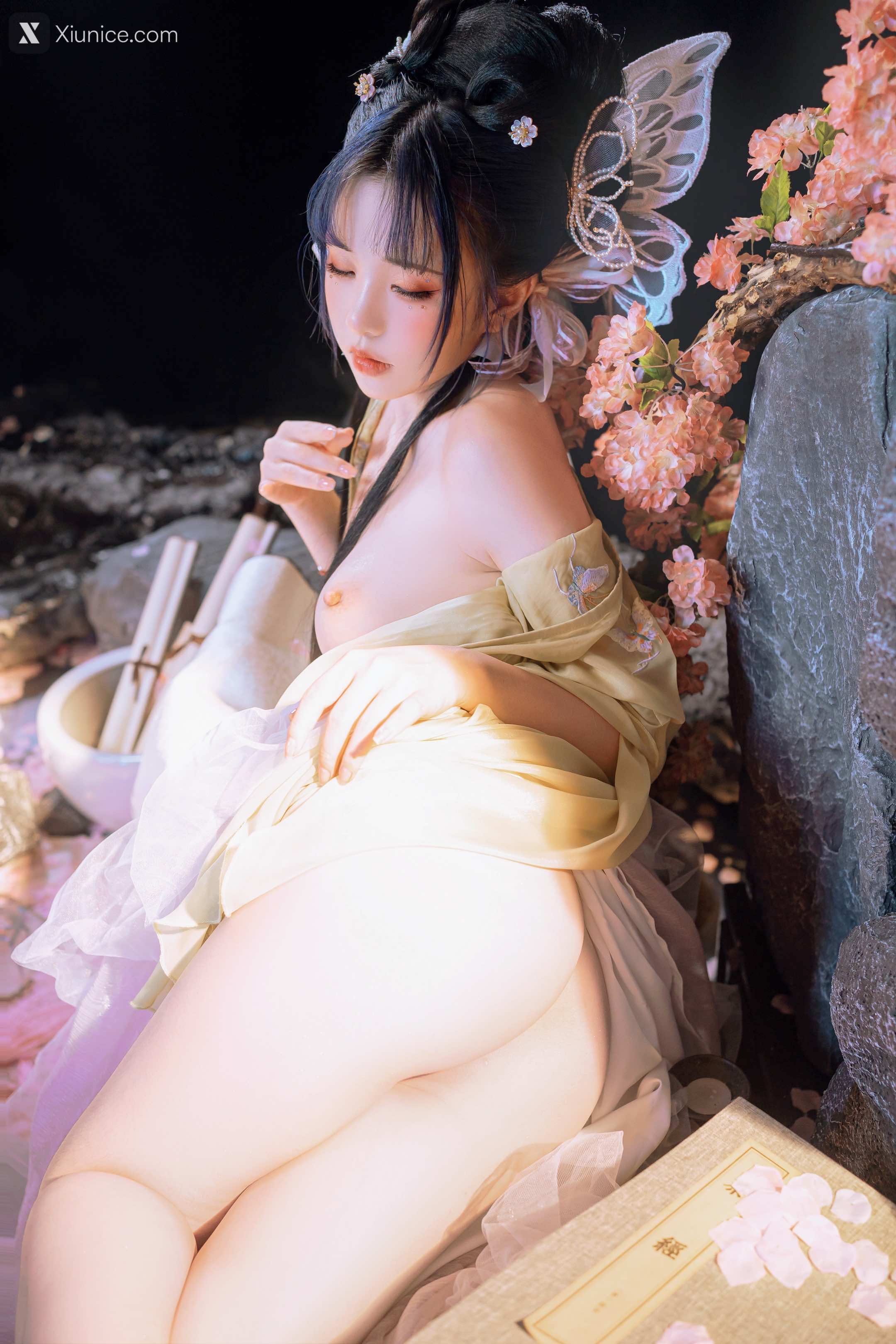 Nekokoyoshi 如梦令 40