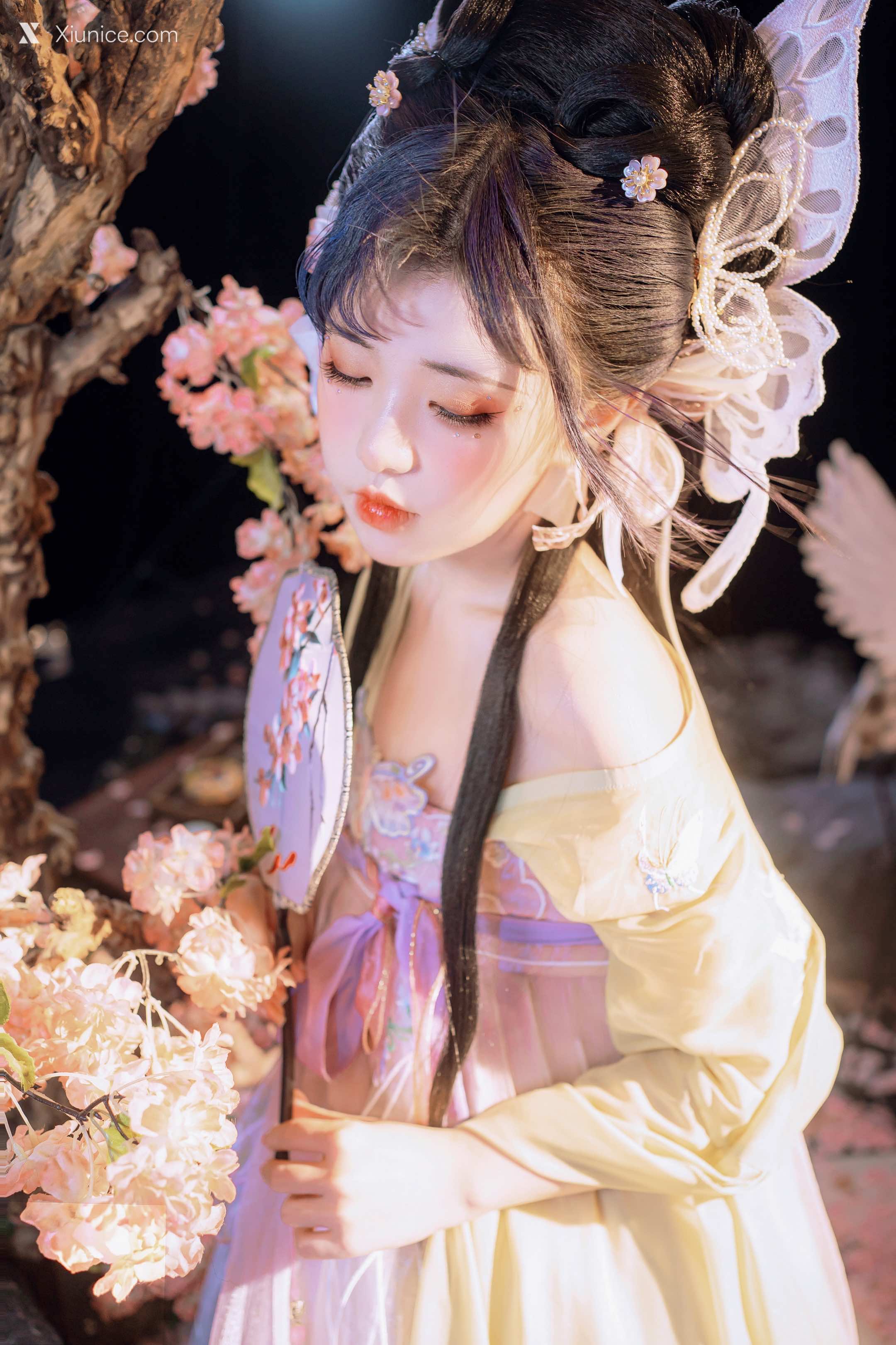 Nekokoyoshi 如梦令 56
