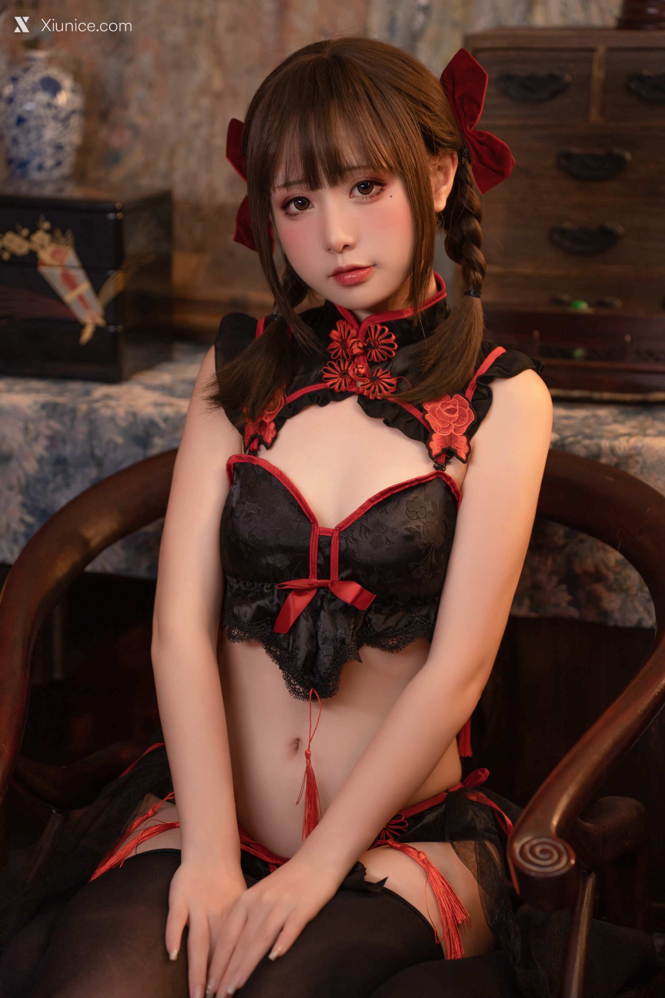 Nekokoyoshi 镜花水月 34