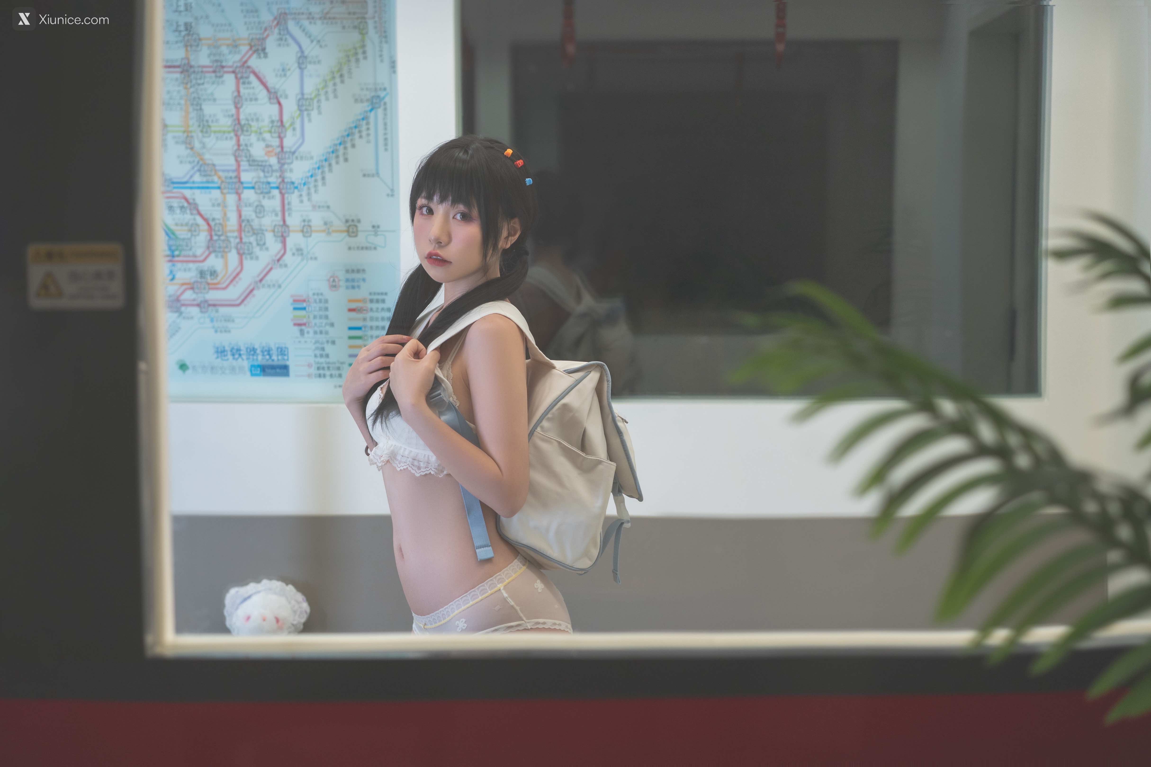 Nekokoyoshi Xiunice.com 深夜地铁 45