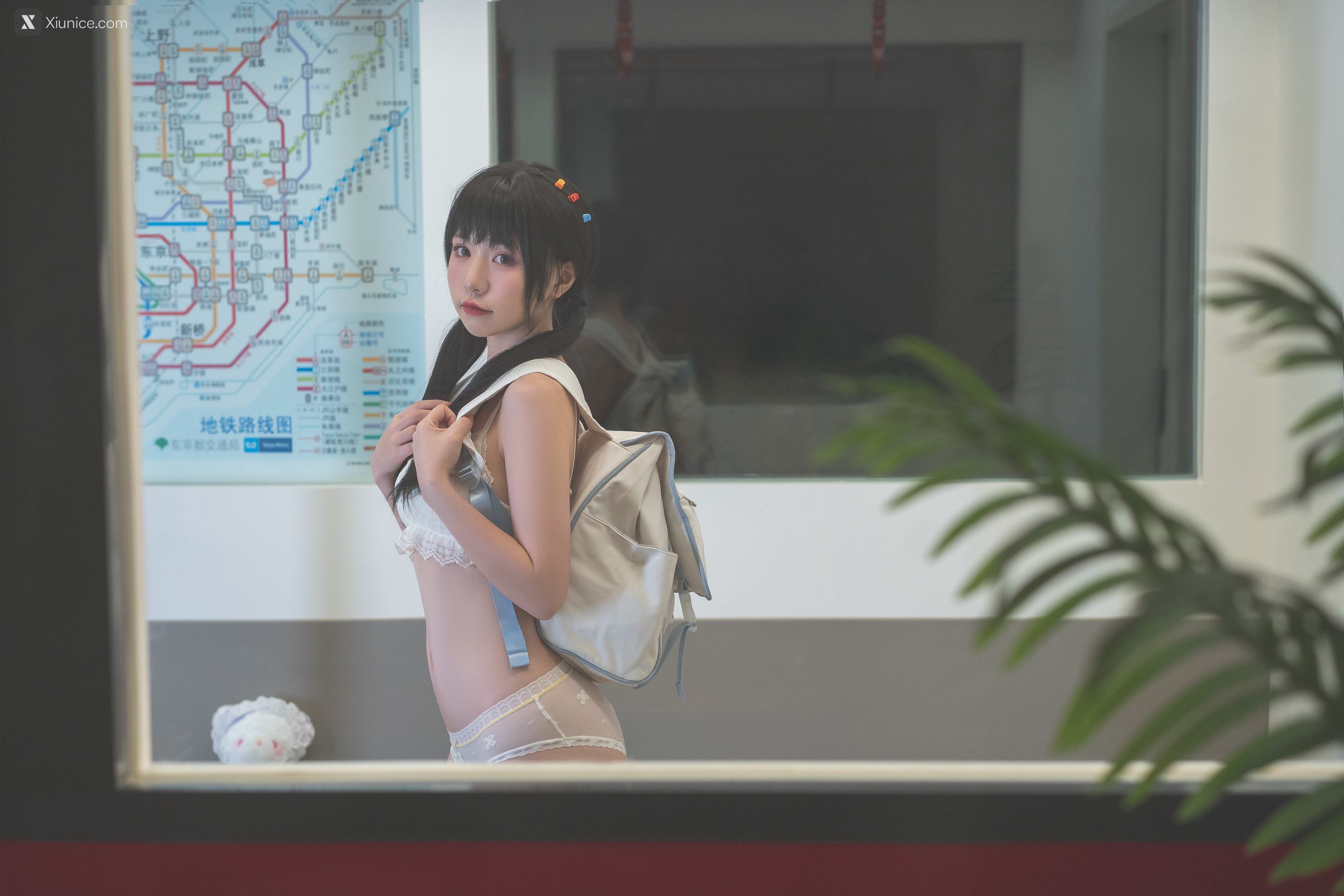 Nekokoyoshi Xiunice.com 深夜地铁 46