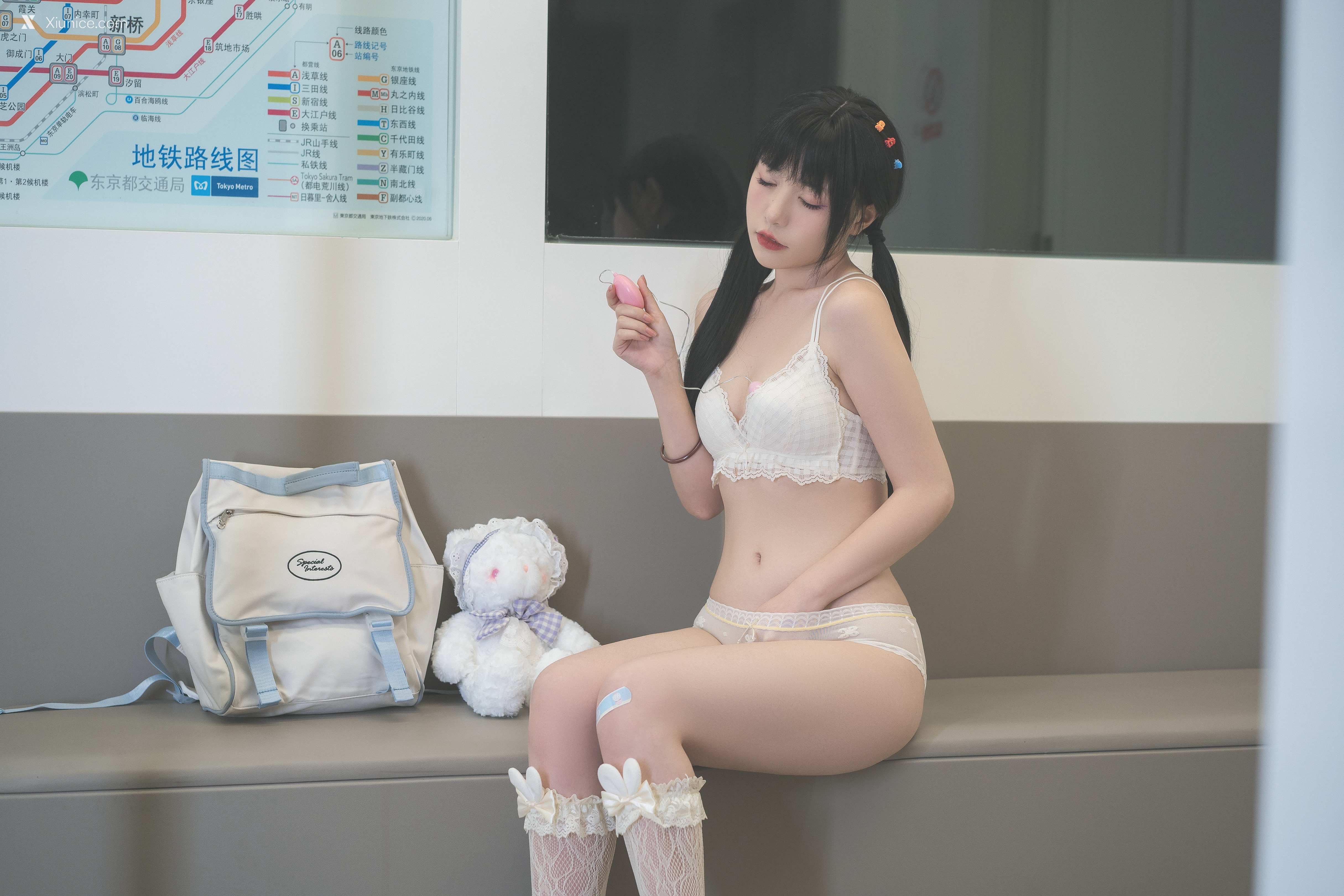 Nekokoyoshi Xiunice.com 深夜地铁 60