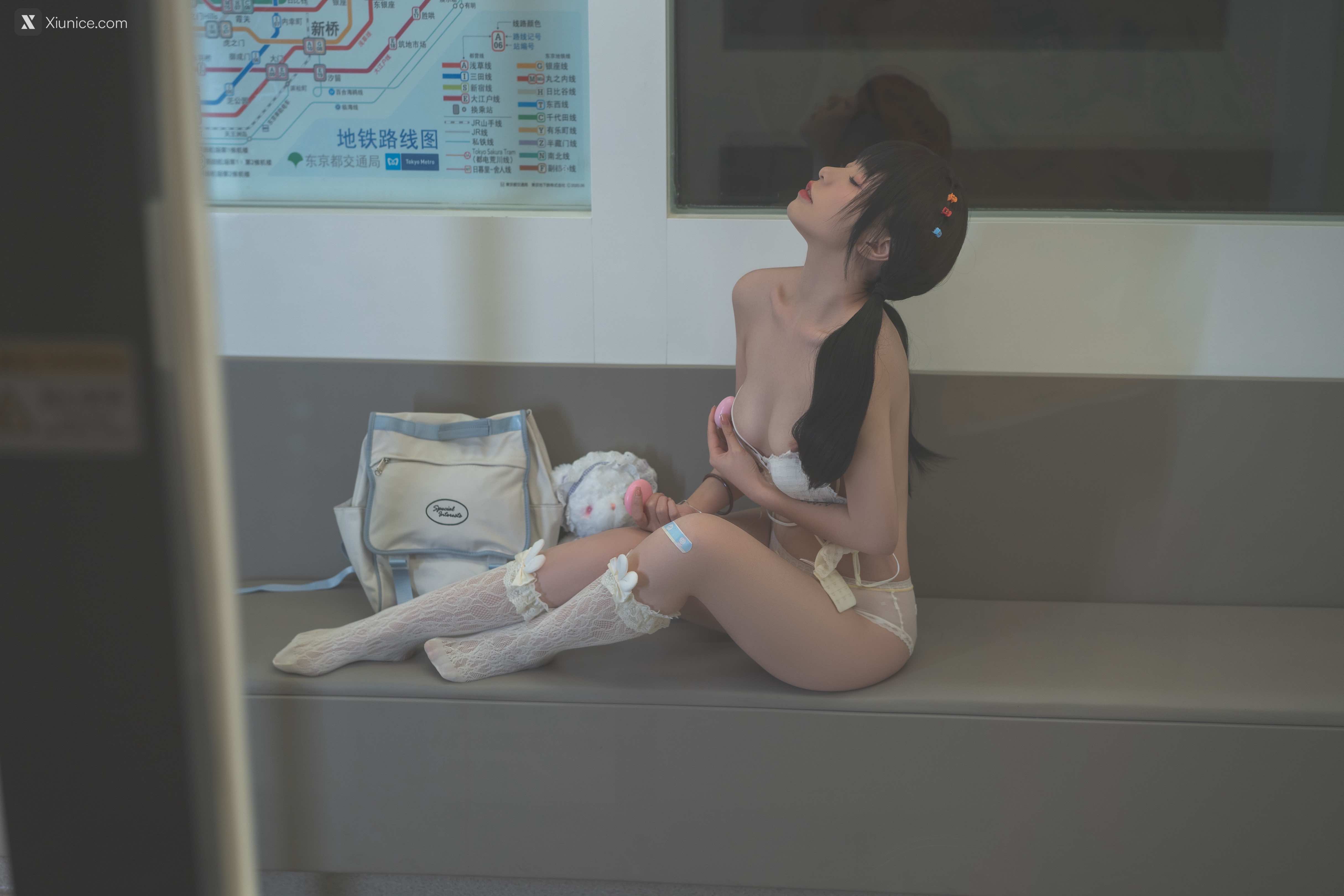 Nekokoyoshi Xiunice.com 深夜地铁 64
