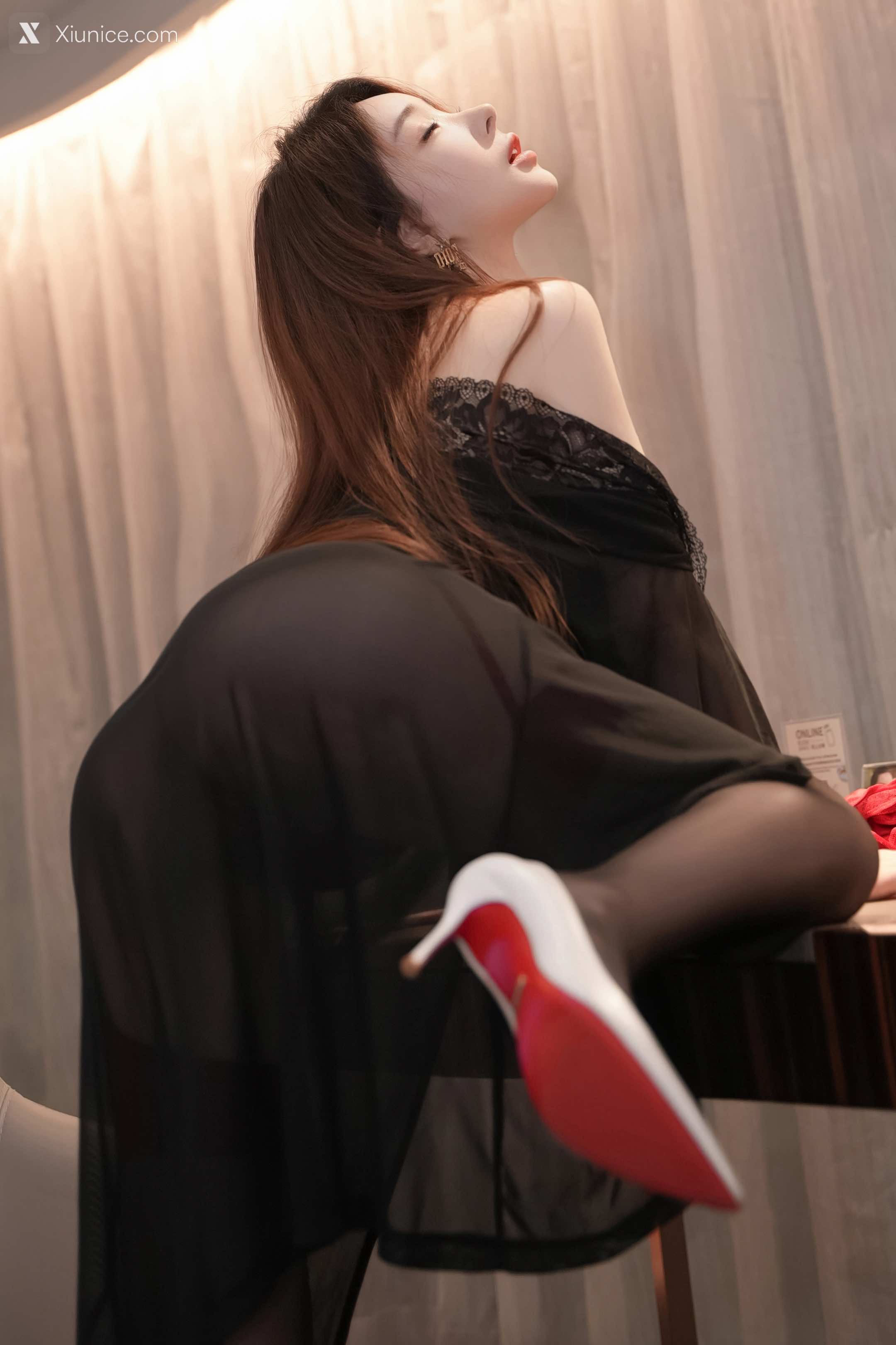XR Uncensored 雨儿baby 红色吊带睡裙 8