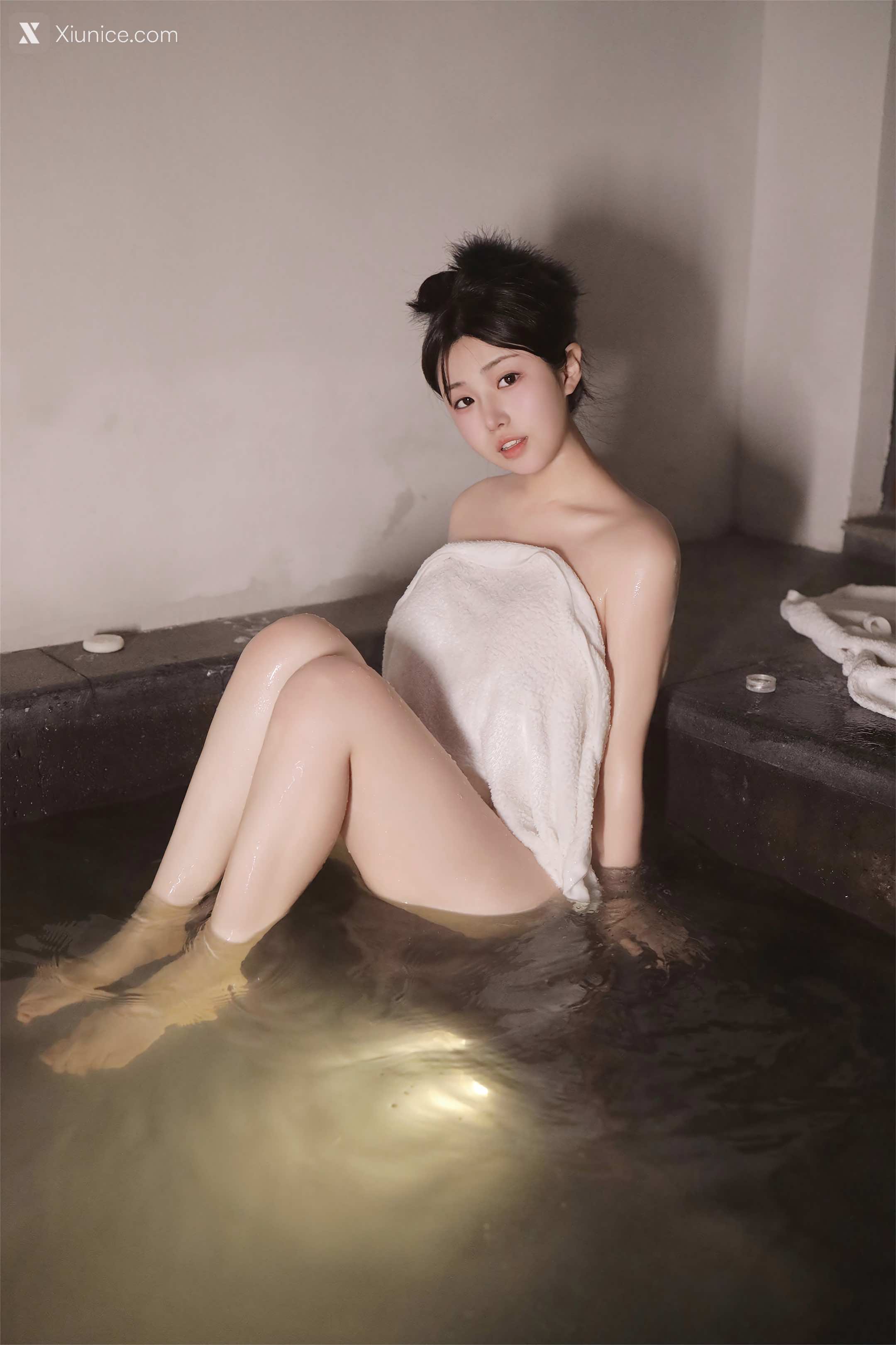 XR Uncensored ChenXiaohua(陈小花) 泡澡 3