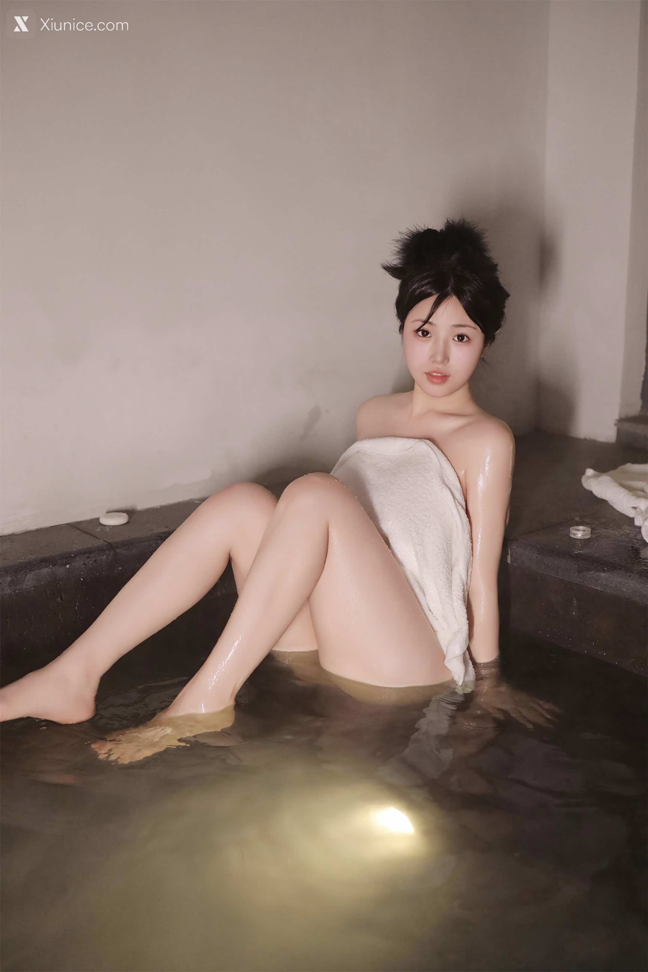 XR Uncensored ChenXiaohua(陈小花) 泡澡 4