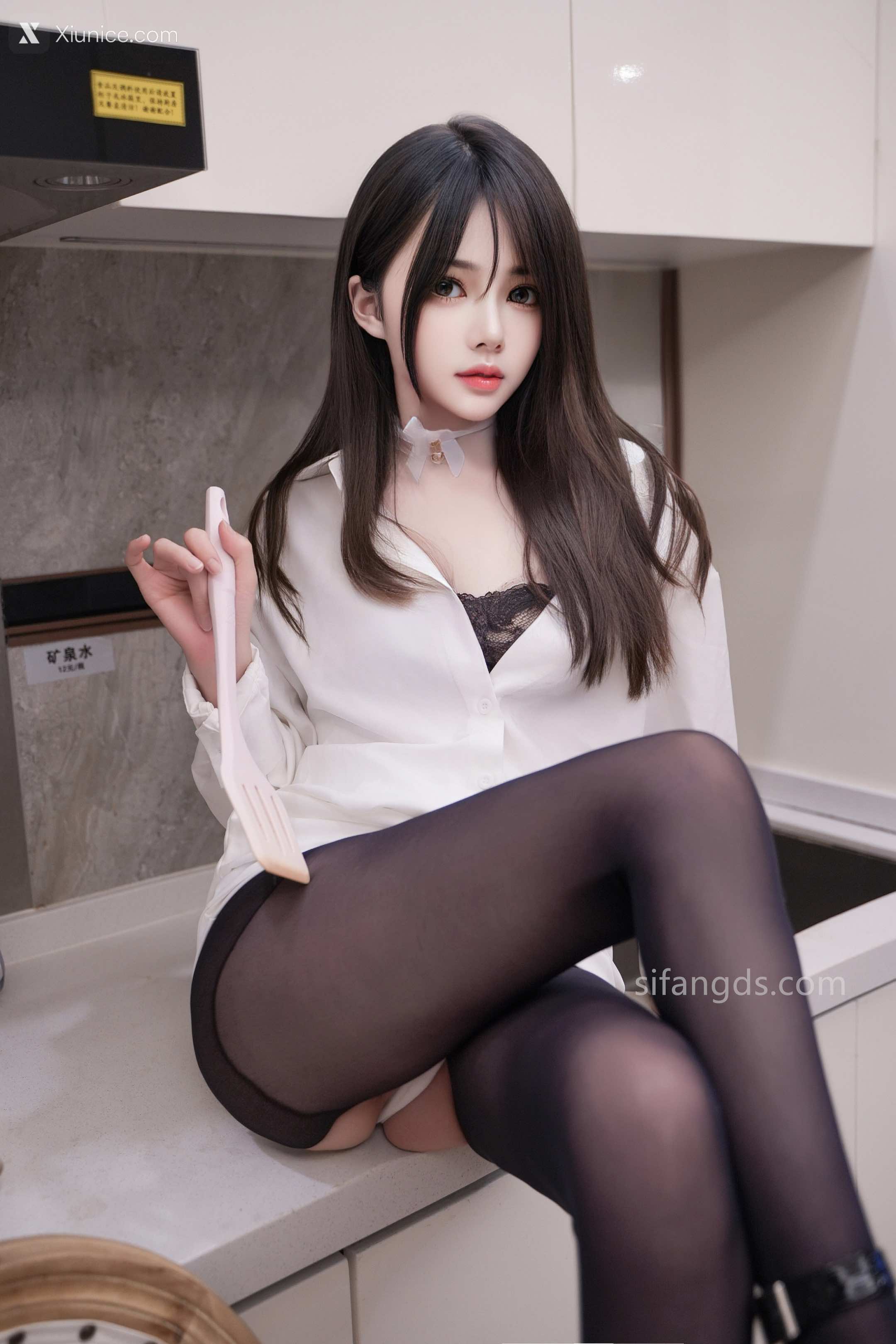 Xiuren Uncensored Lin Yue Yue 厨房料理 45