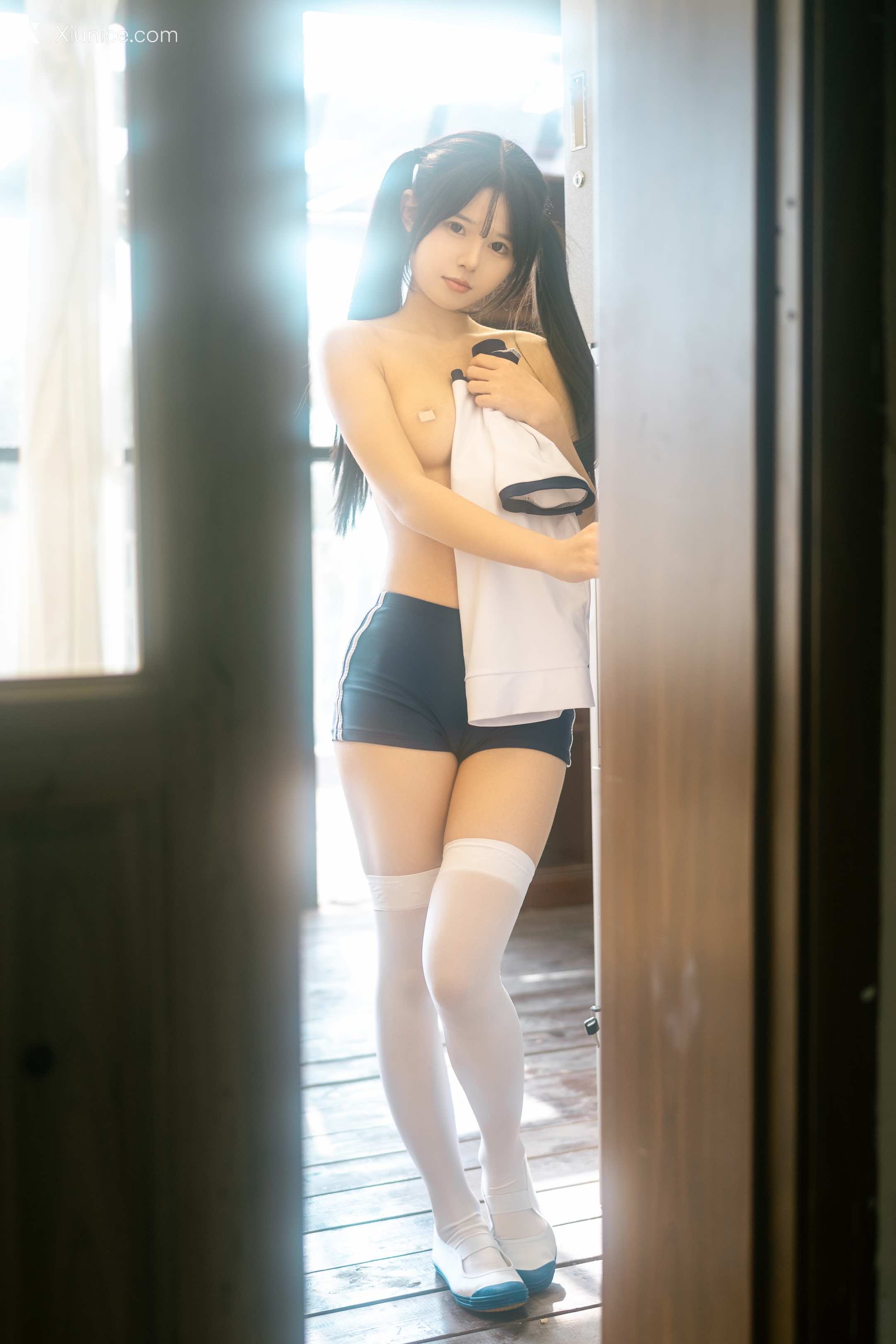 Rua阮阮 春の更衣室 体操服 21
