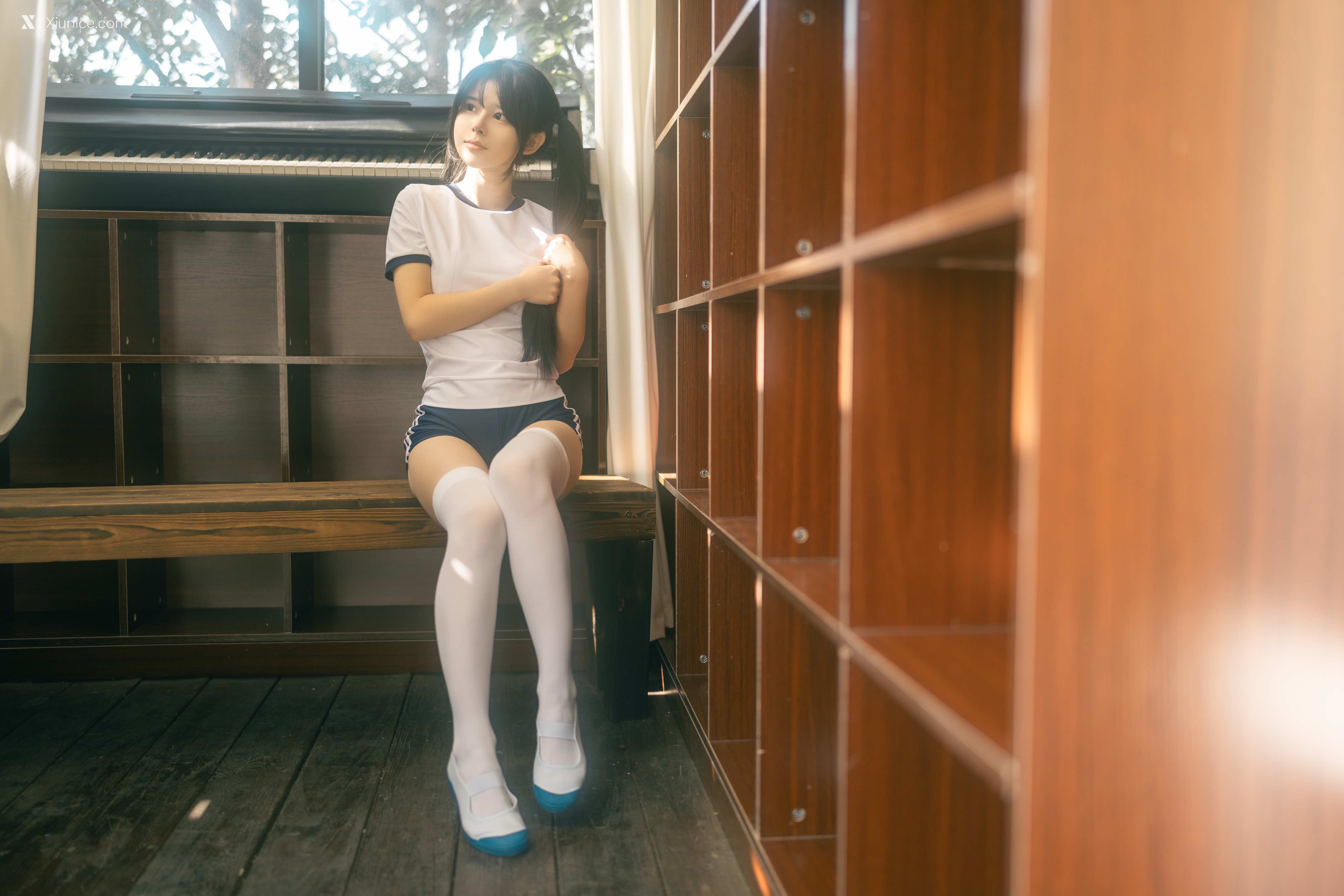 Rua阮阮 春の更衣室 体操服 43