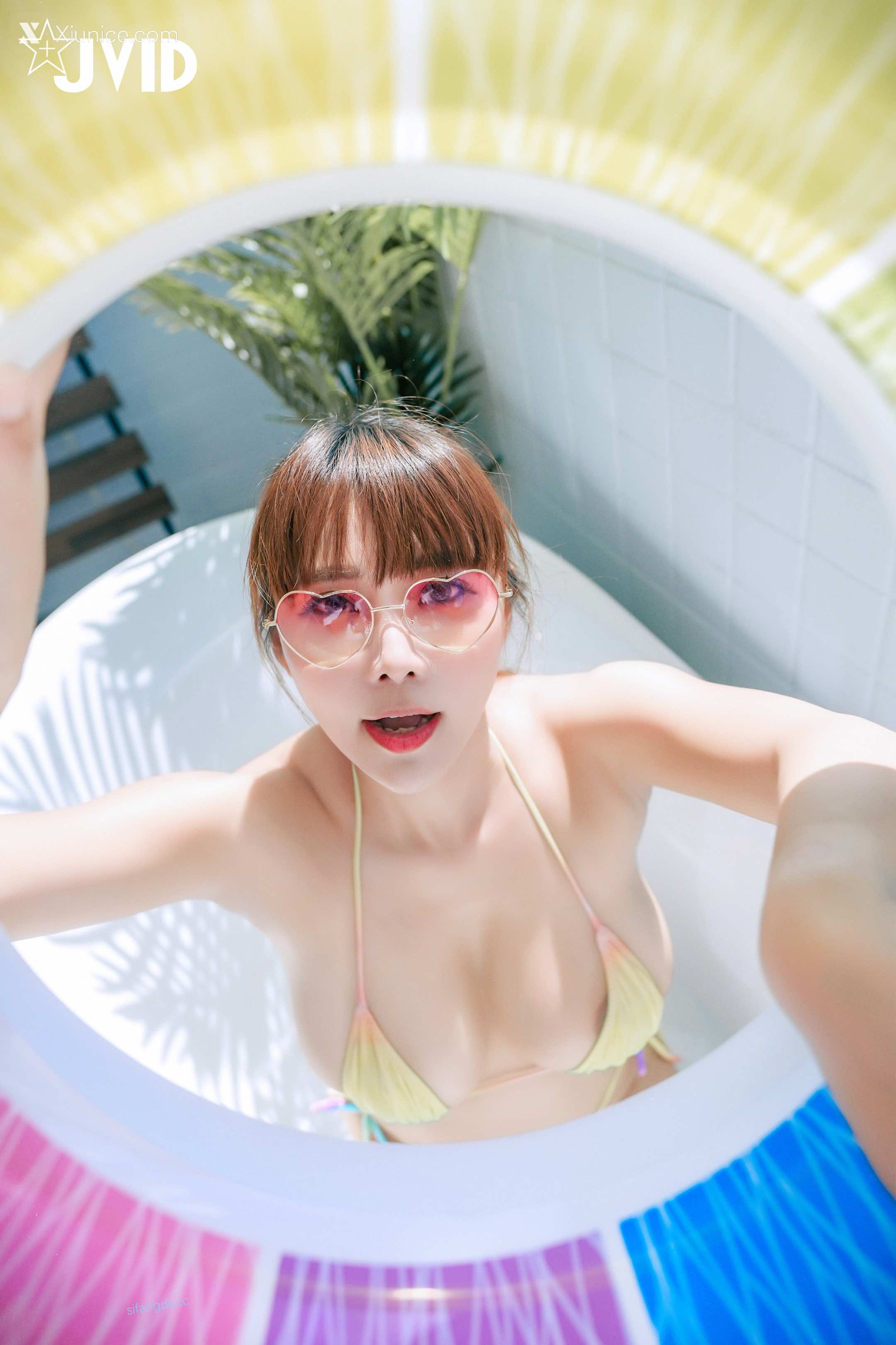 JVID Lele 樂樂 去年大受好評的陽臺城市比基尼 樂樂應大家要求推出續集 202