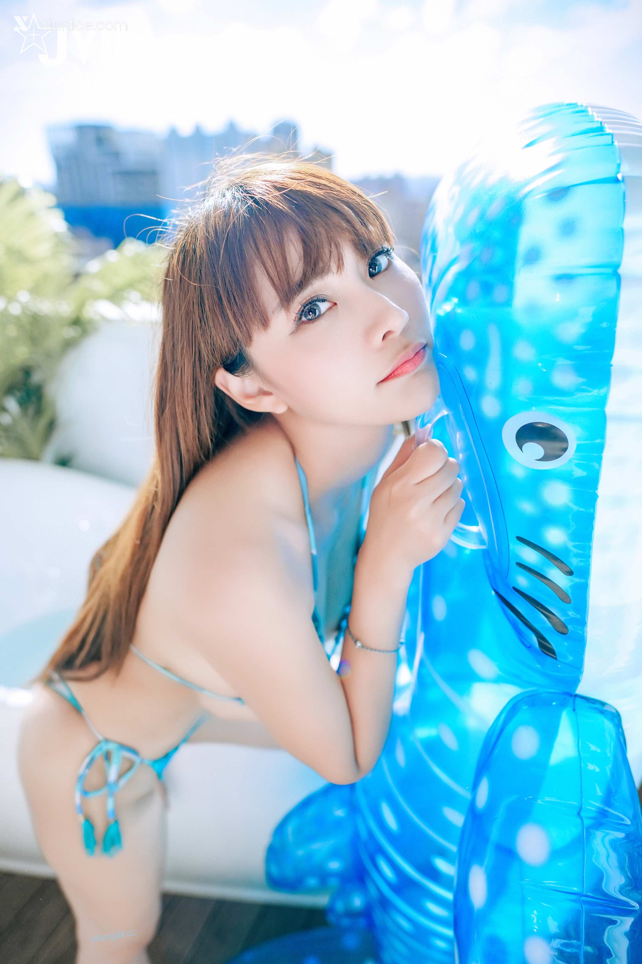 JVID Lele 樂樂 去年大受好評的陽臺城市比基尼 樂樂應大家要求推出續集 47