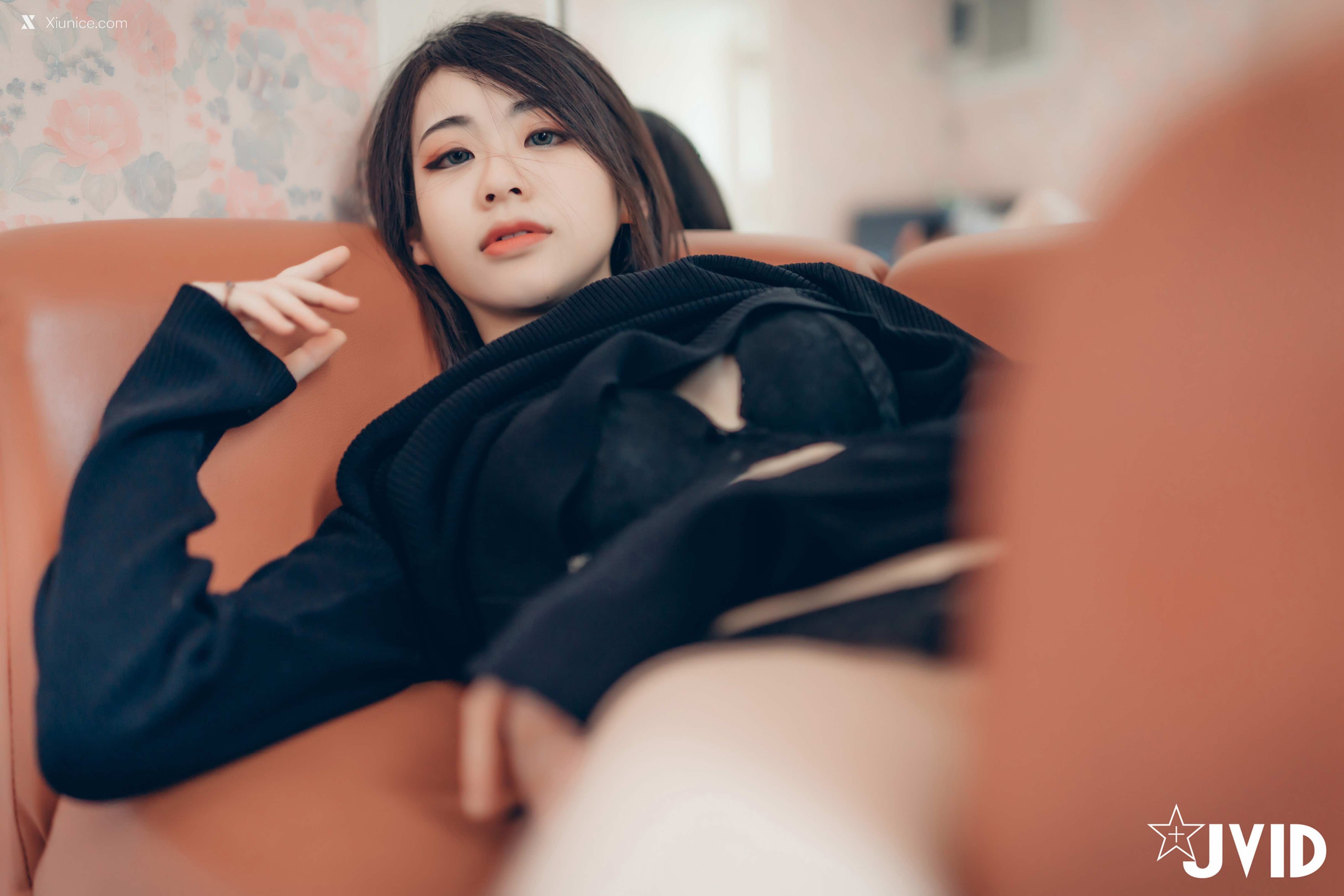 阿黎 空靈系怪奇美少女阿璃美乳白雪肌膚 95
