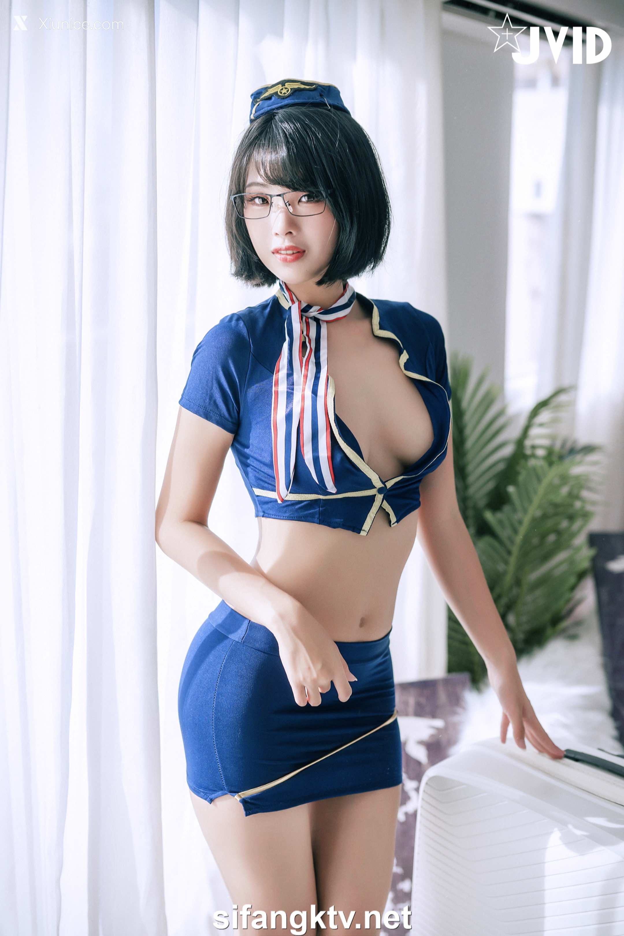 露露咪 淫蕩美艷空姐的教育「性」 1