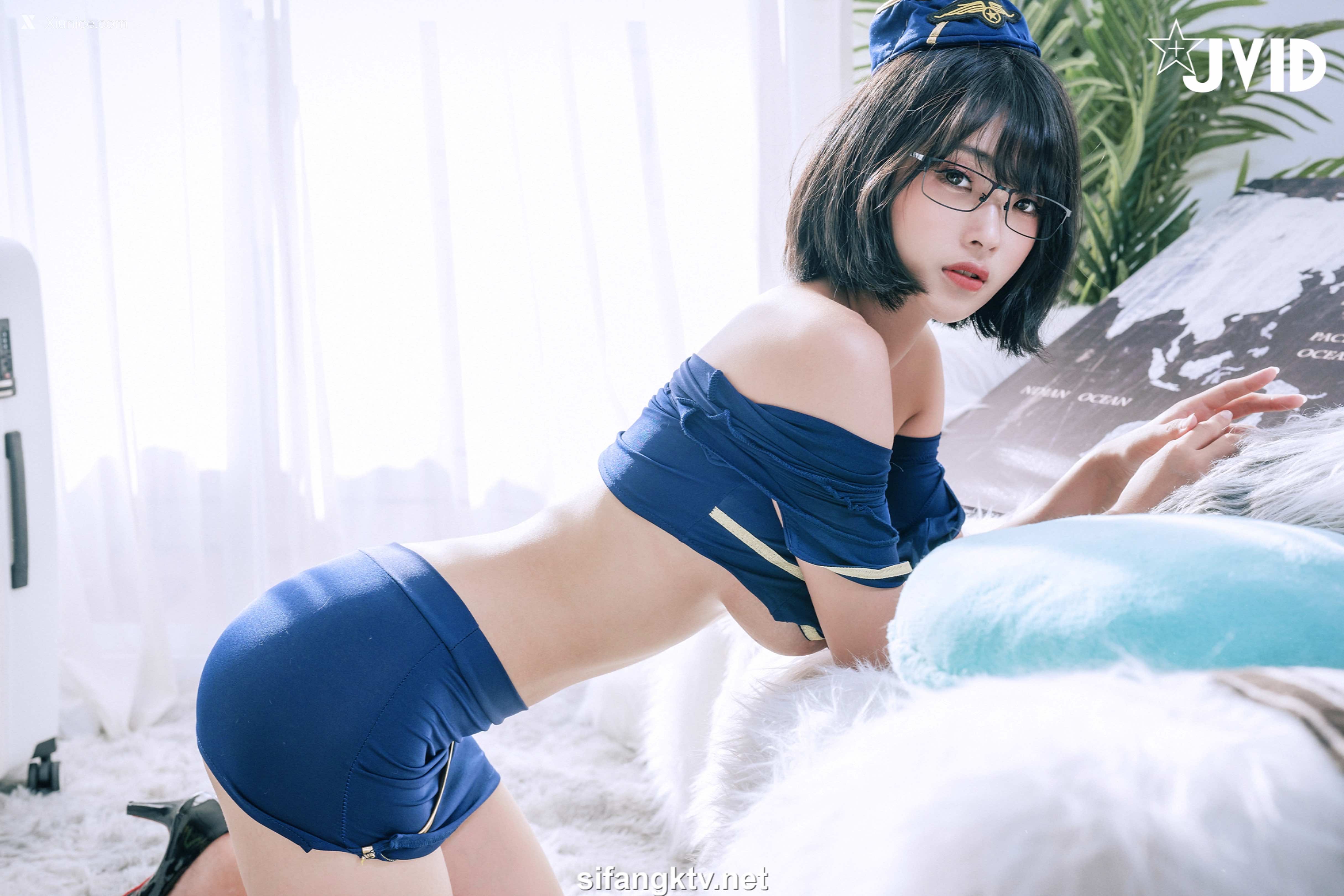 露露咪 淫蕩美艷空姐的教育「性」 111