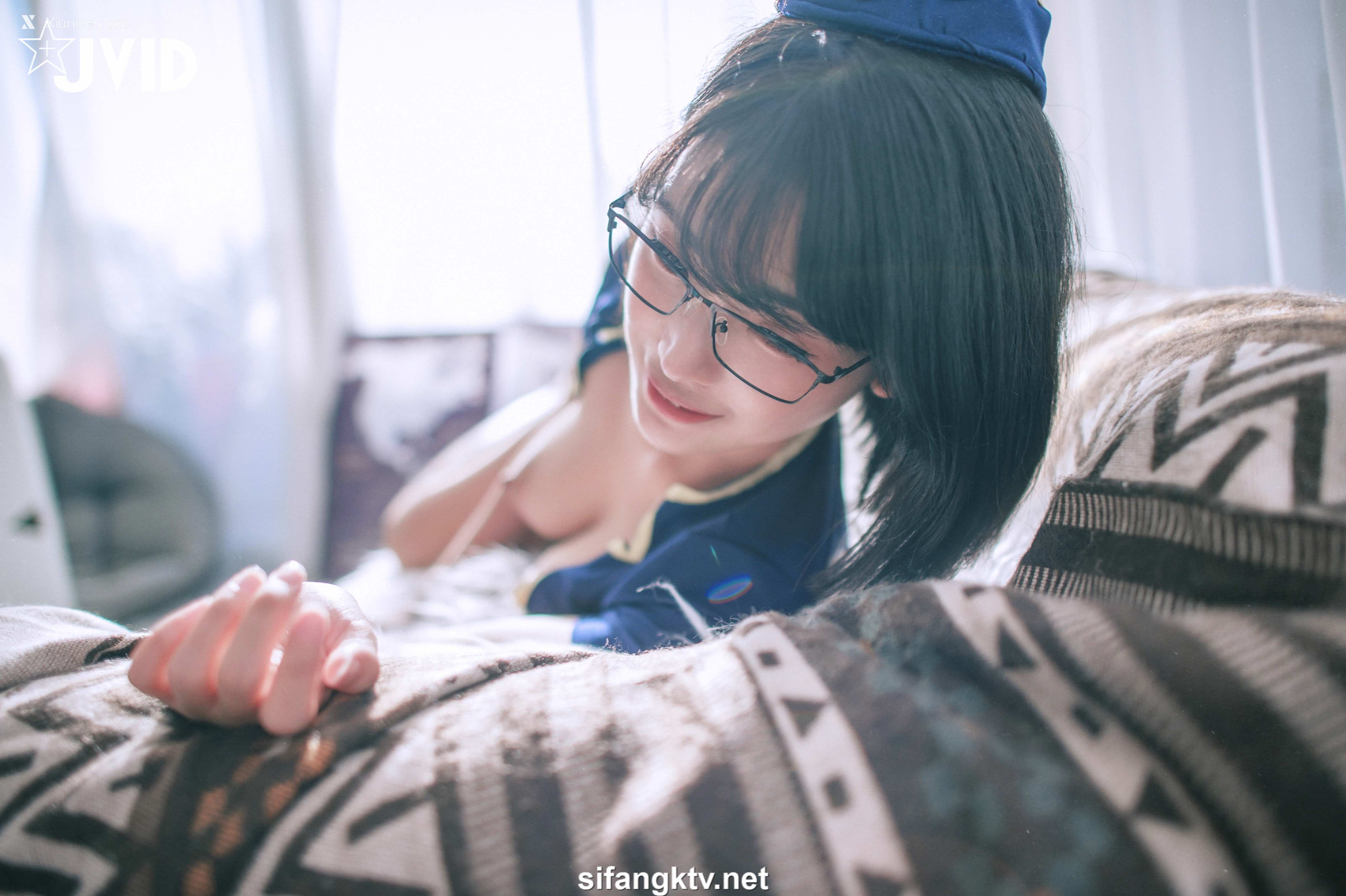 露露咪 淫蕩美艷空姐的教育「性」 166