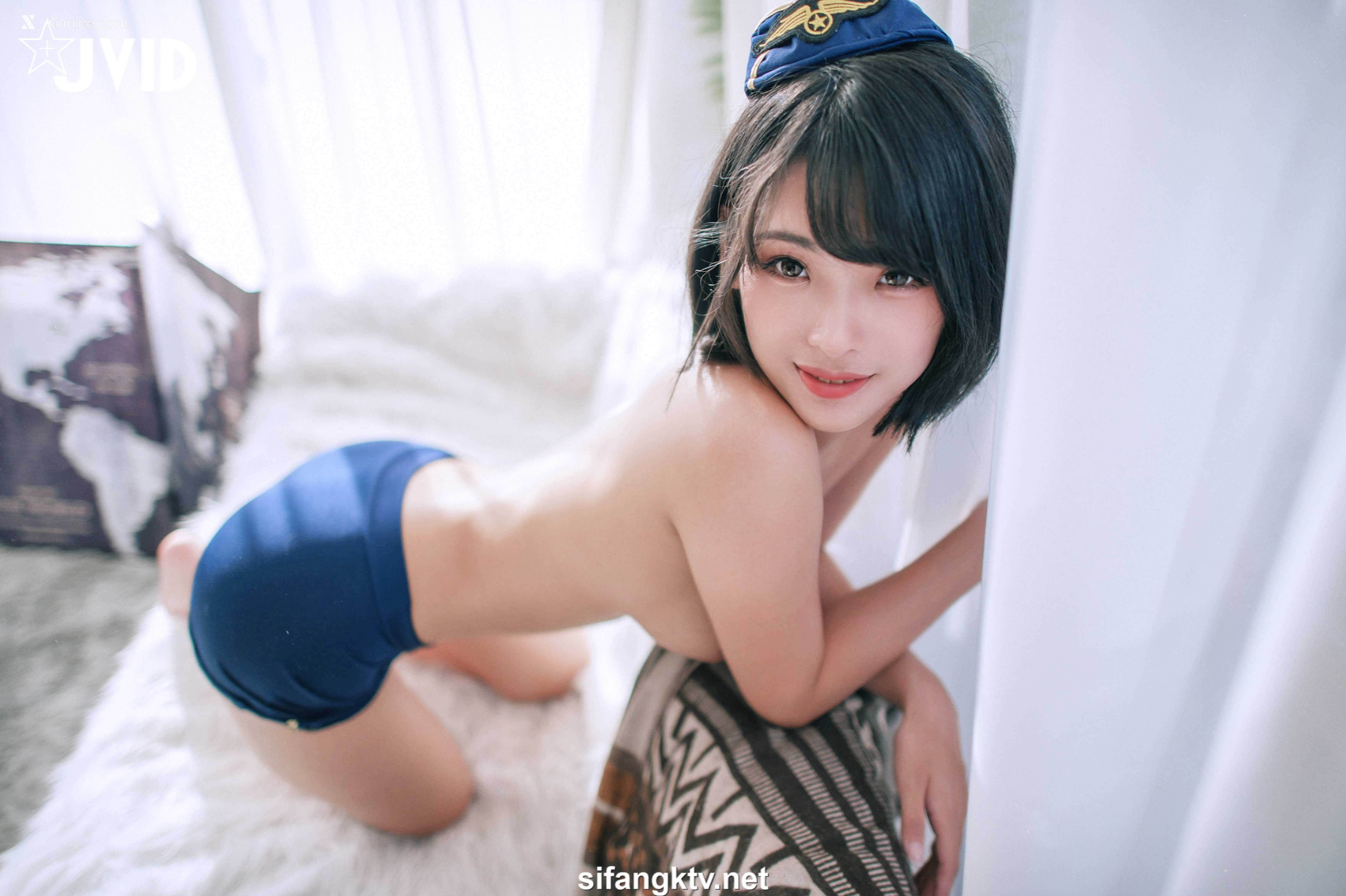 露露咪 淫蕩美艷空姐的教育「性」 177
