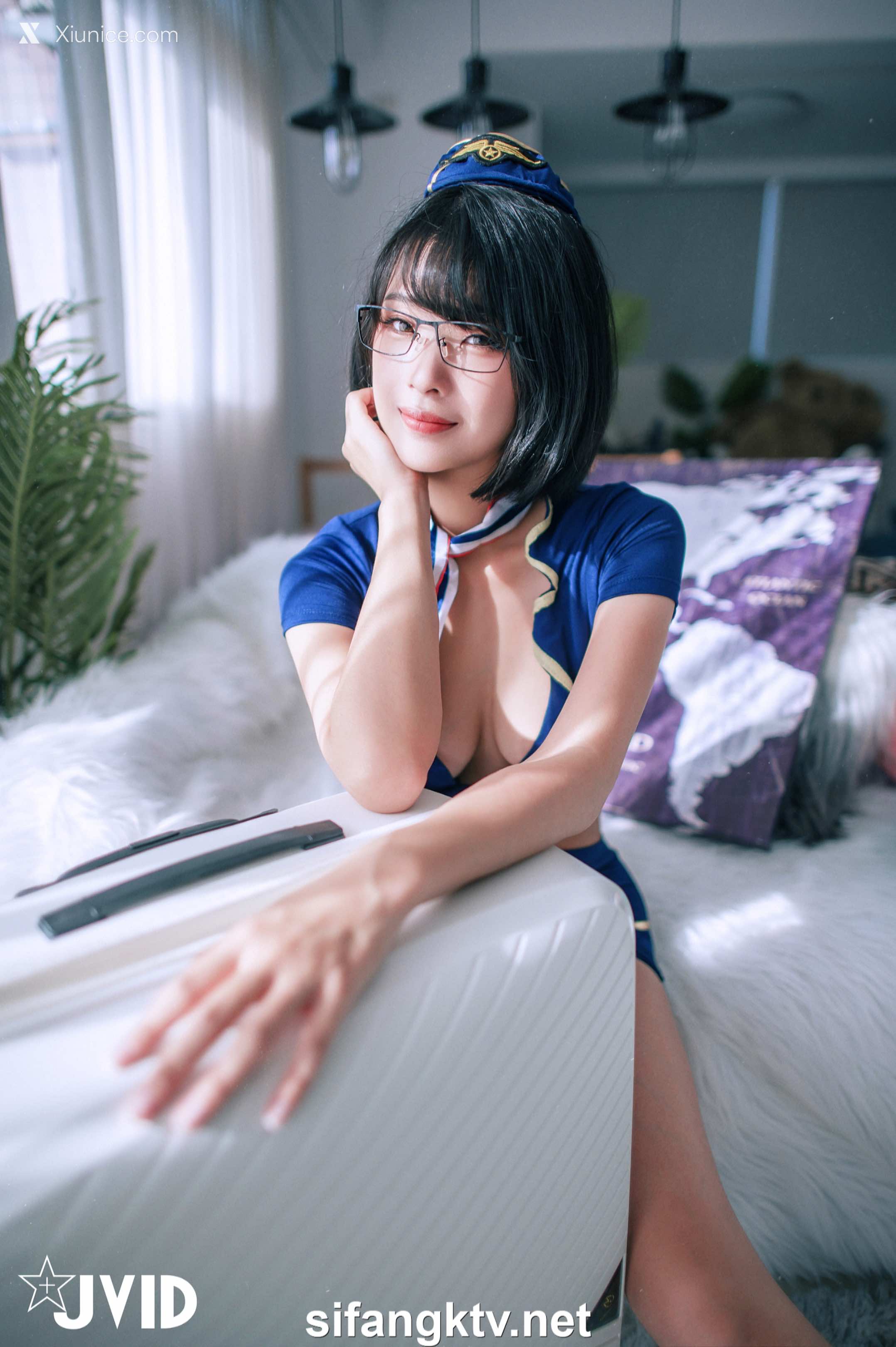 露露咪 淫蕩美艷空姐的教育「性」 35