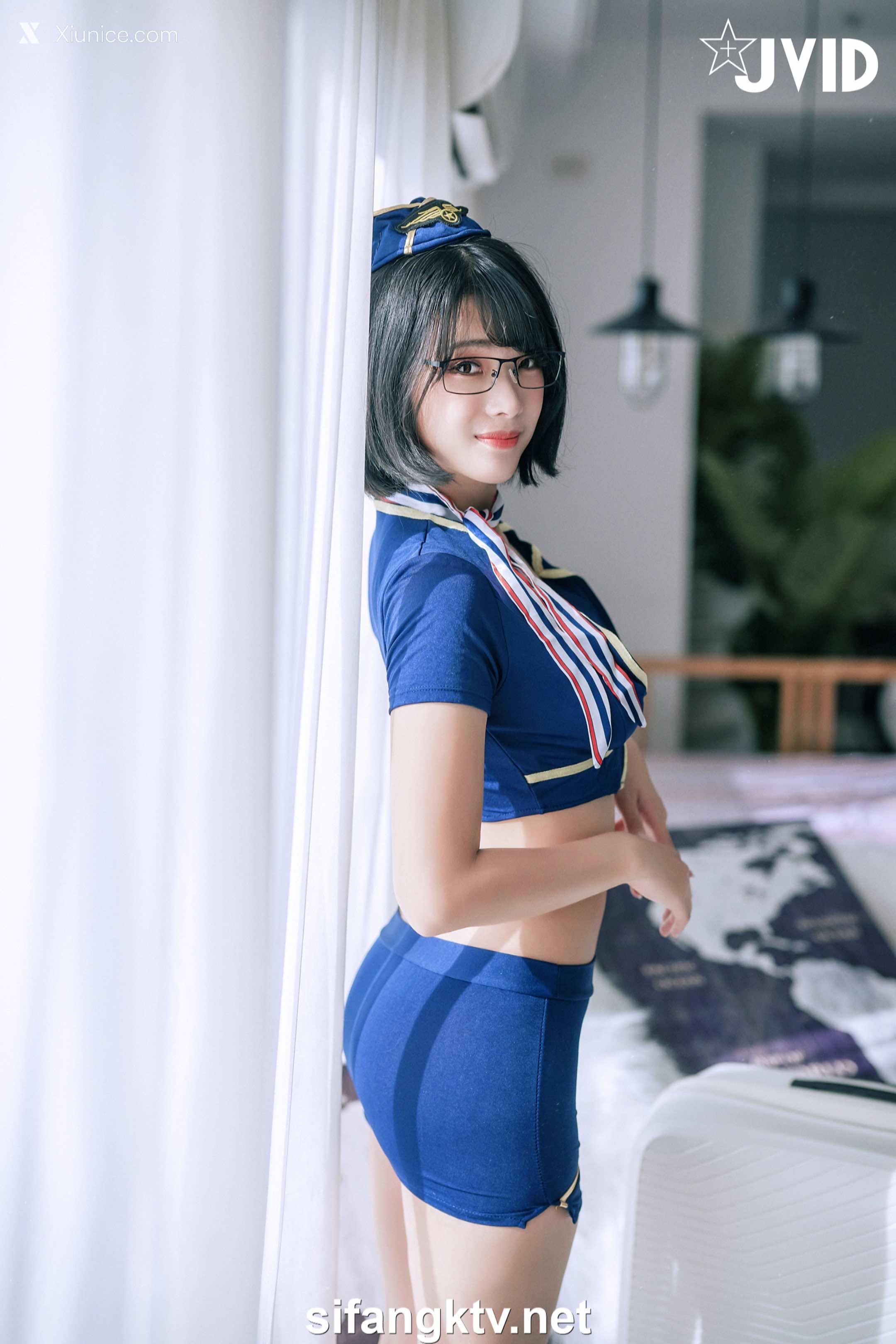 露露咪 淫蕩美艷空姐的教育「性」 81