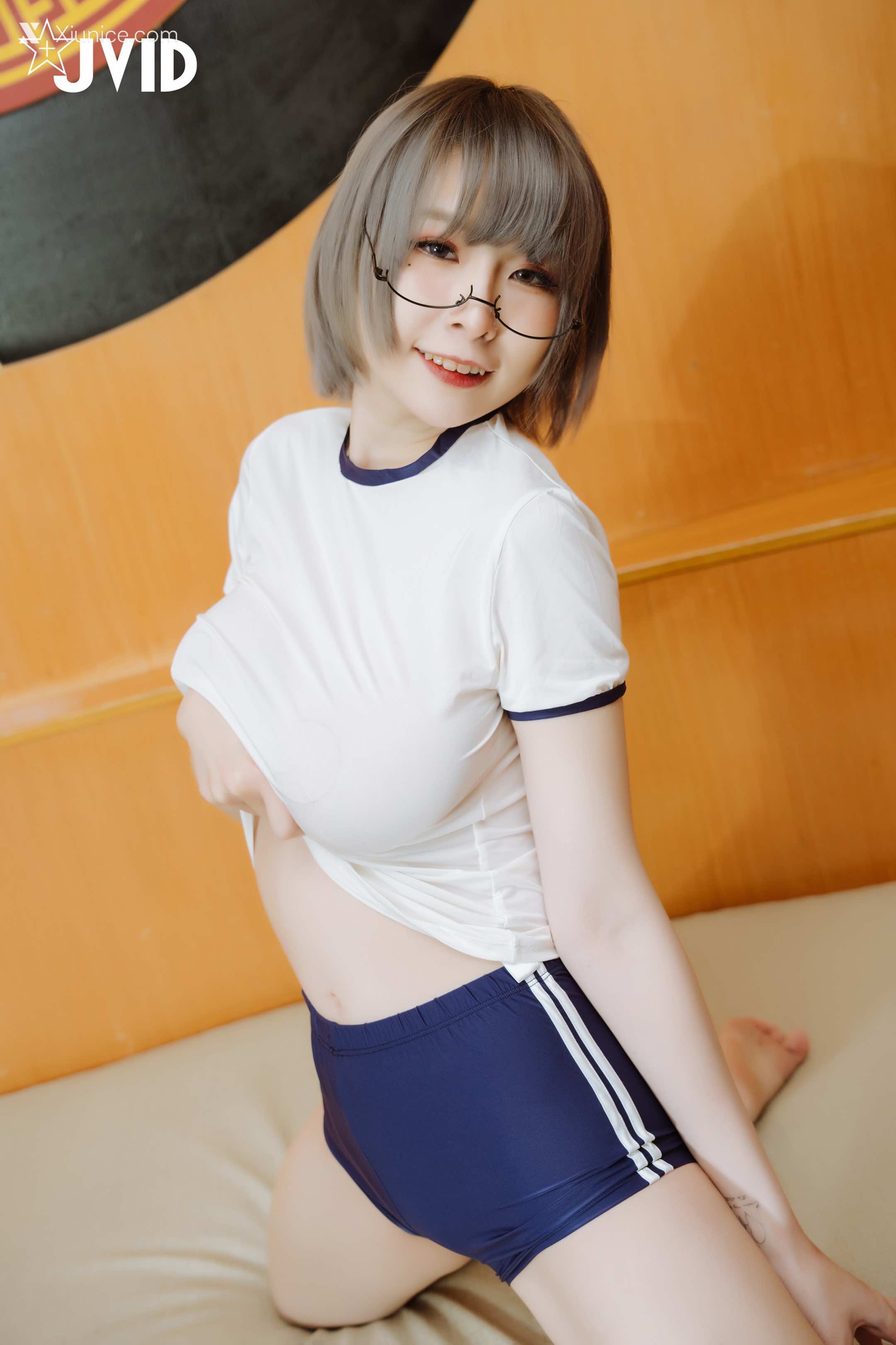 黎菲儿 & 黎葵司 双巨乳欧美日系两种风格一次拥有 9