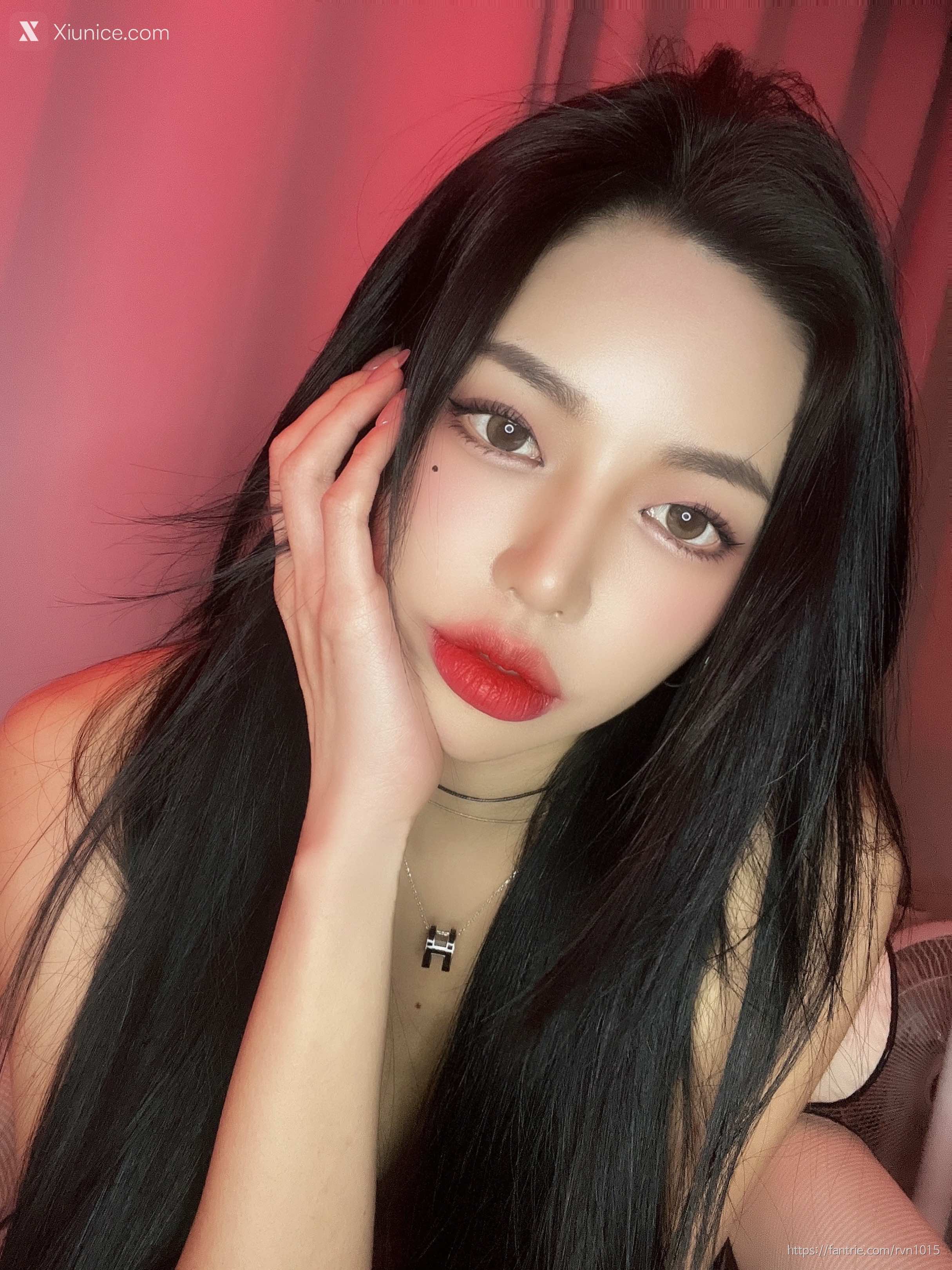 Dongeuran (동그란) Social Leak 2024 322