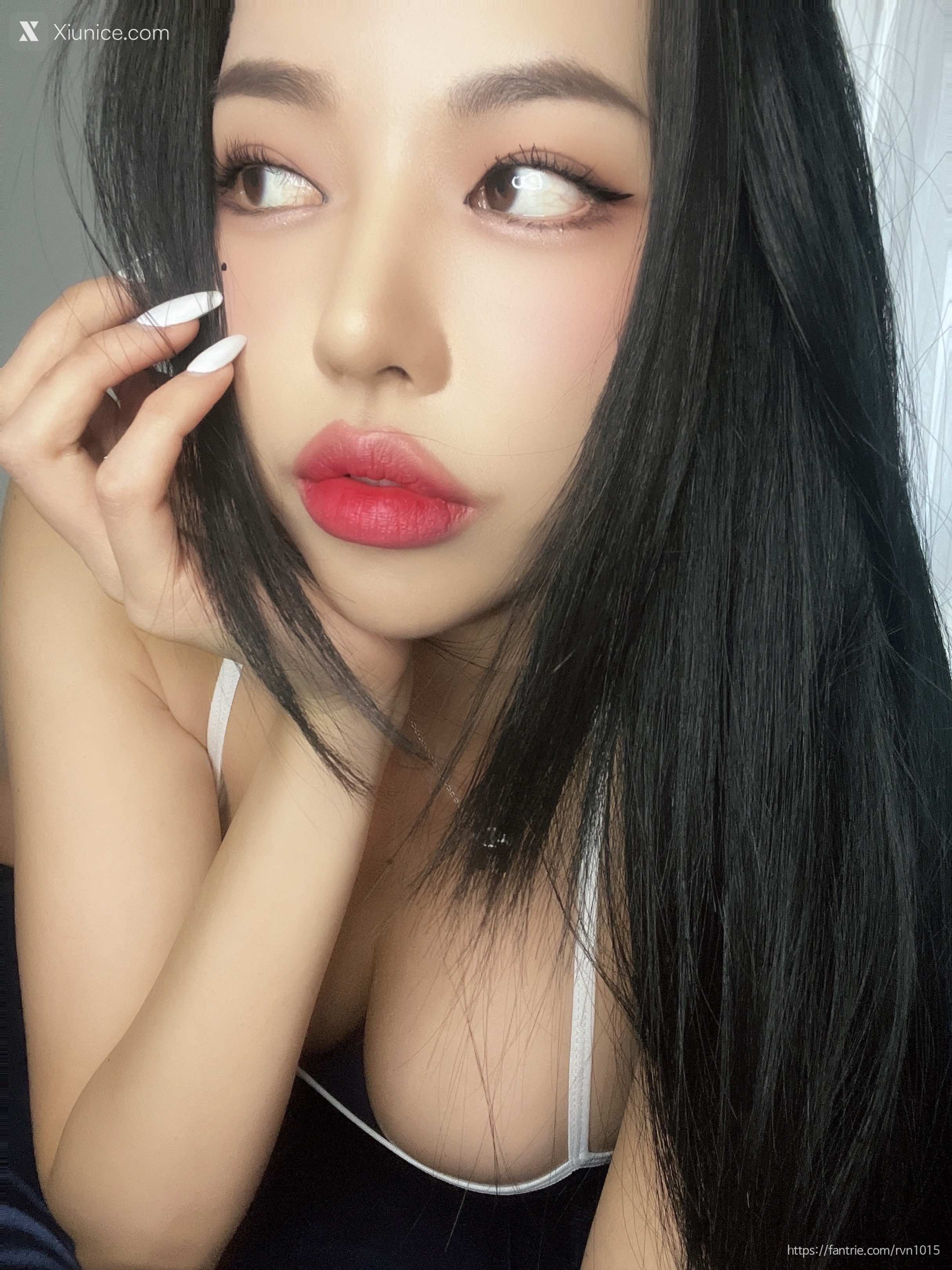 Dongeuran (동그란) Social Leak 2024 346