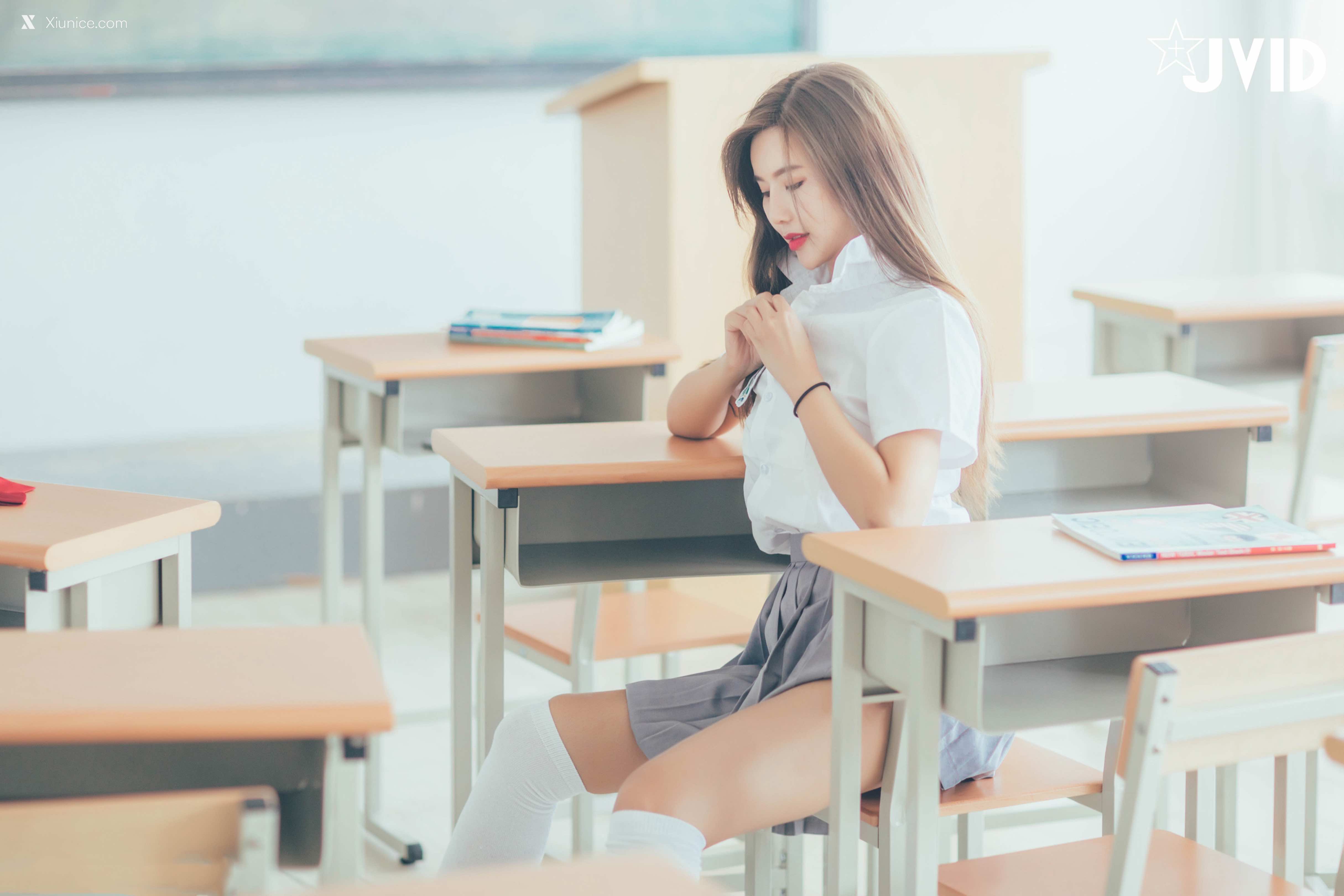 JVID 木木森 直擊教室没人 放課後特别授課，美巨乳の健康教育 全裸性感誘惑31