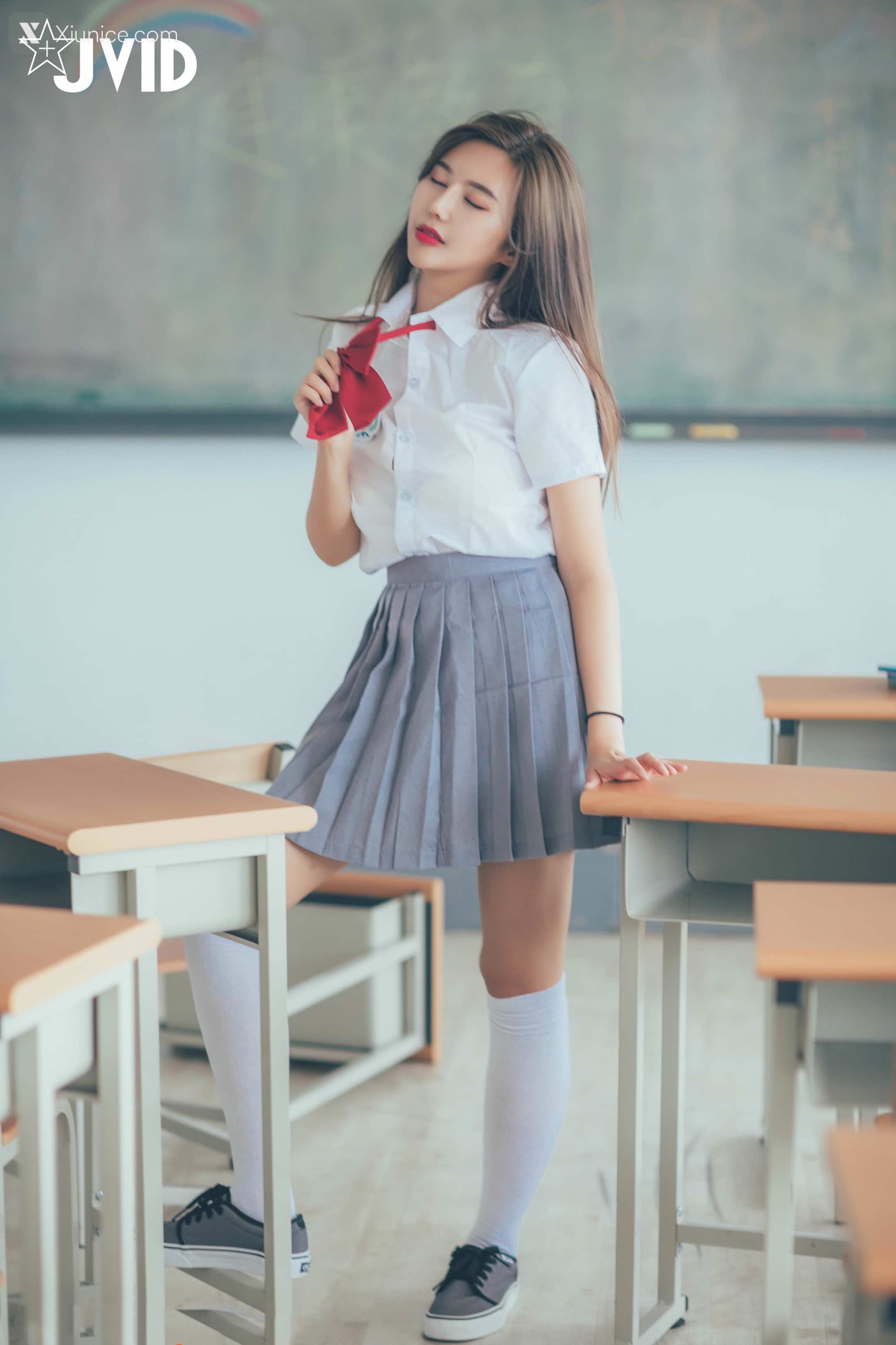 JVID 木木森 直擊教室没人 放課後特别授課，美巨乳の健康教育 全裸性感誘惑82