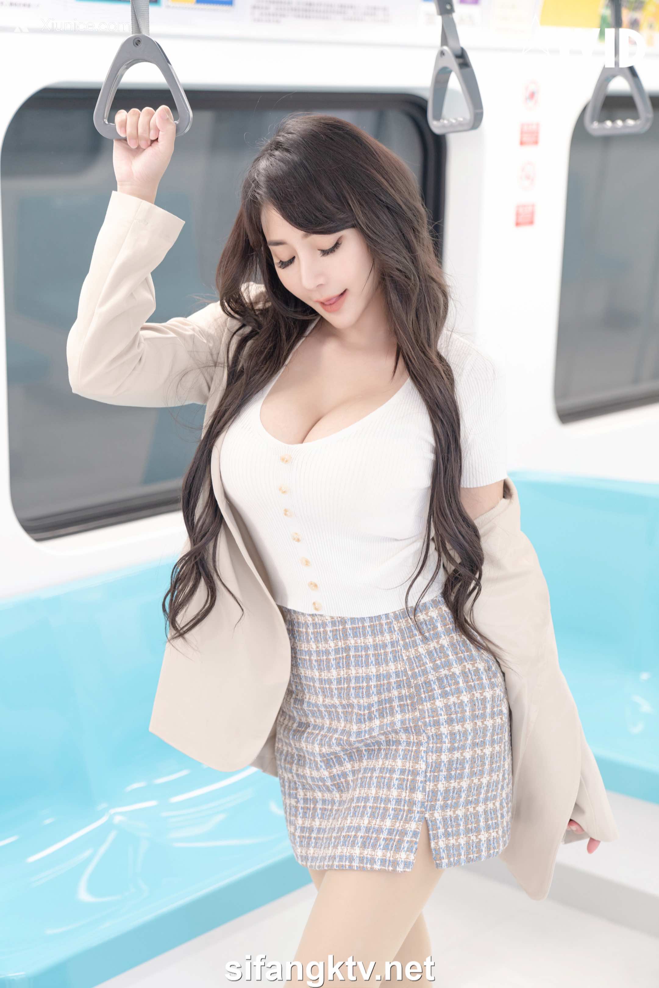 JVID Lele 樂樂 夜道を帰宅途中の巨乳妙齡女子《樂 樂》 124