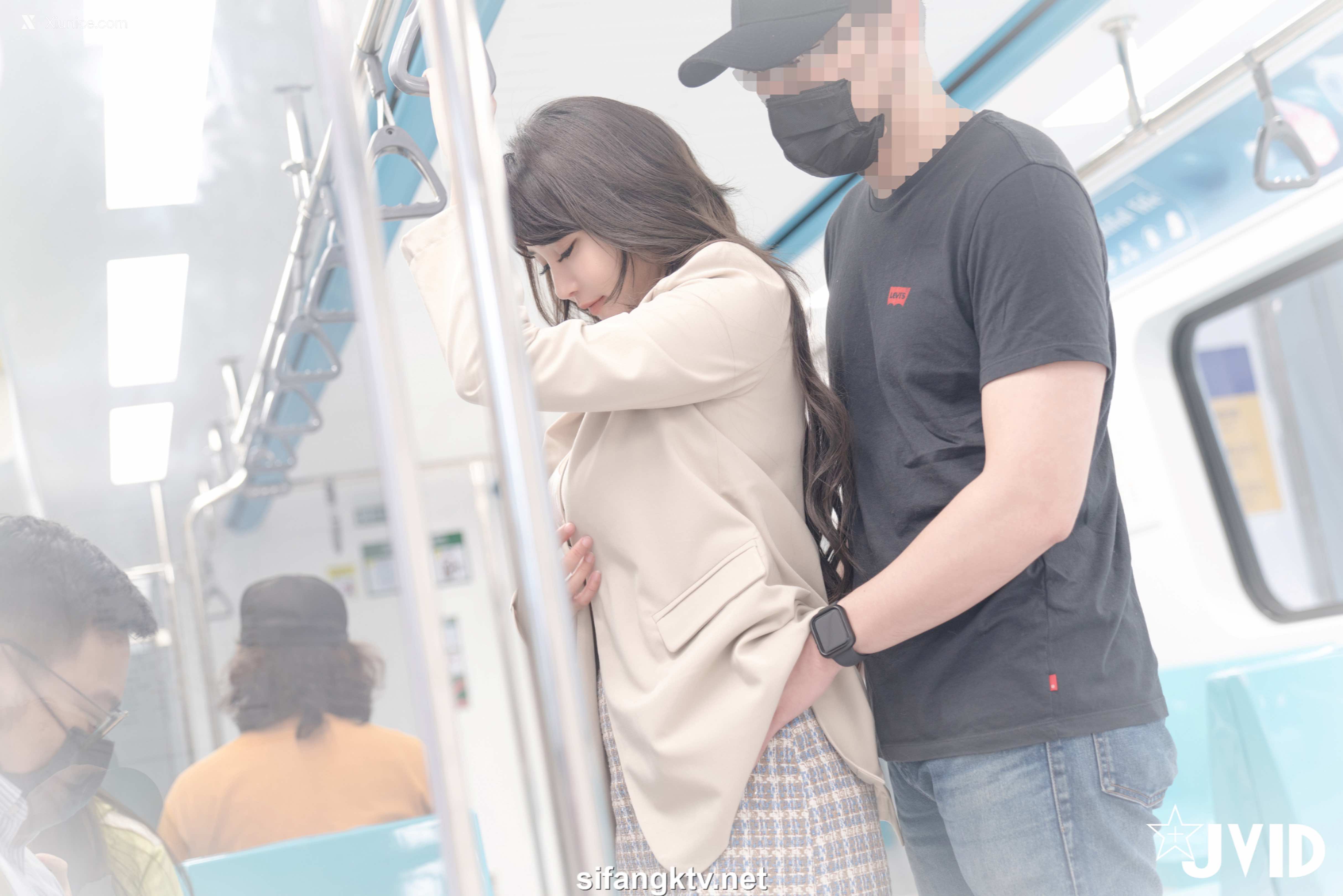 JVID Lele 樂樂 夜道を帰宅途中の巨乳妙齡女子《樂 樂》 130