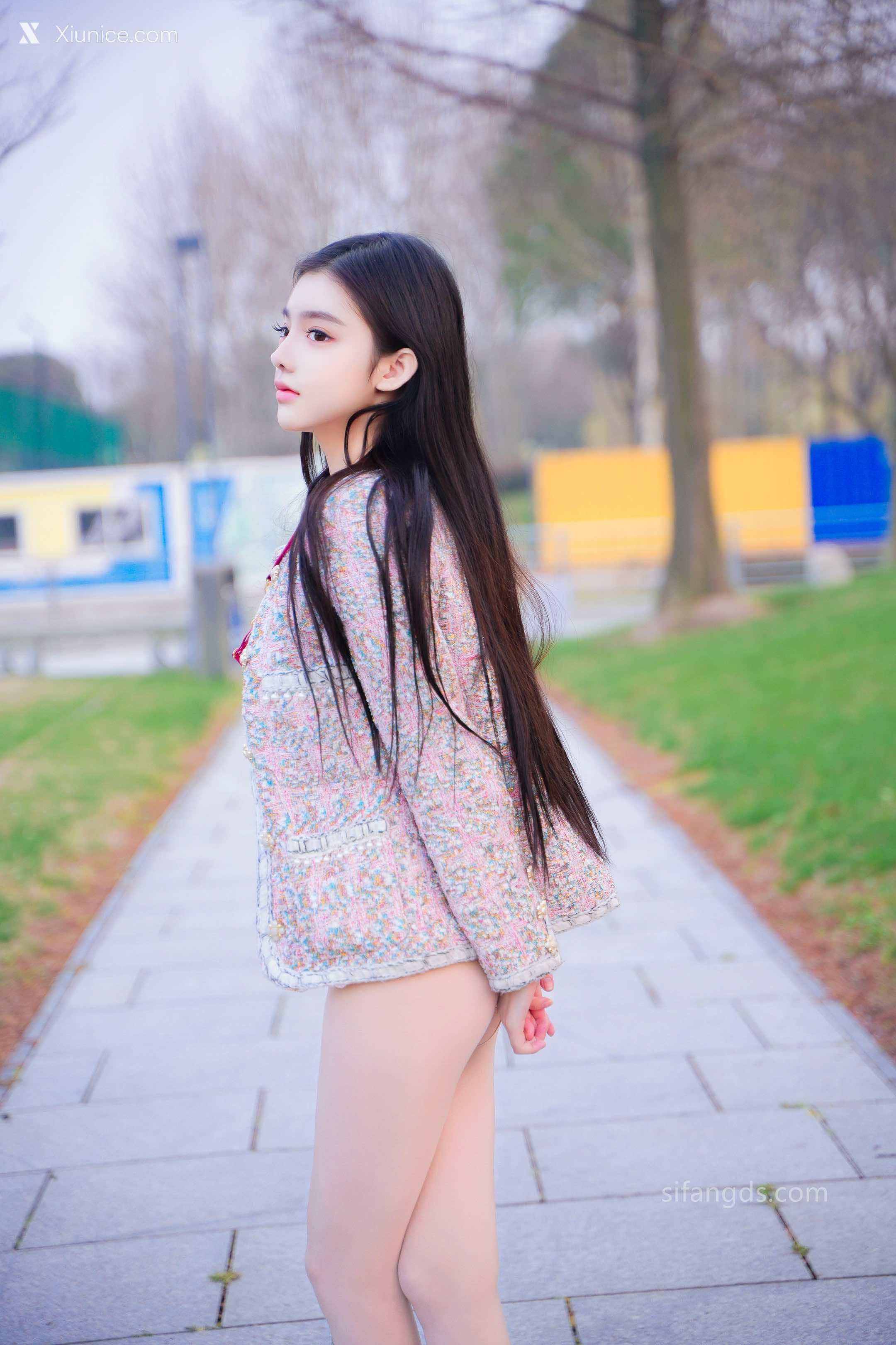 Xiuren Uncensored 龙雪儿 R18 清纯女神 最新户外公园露出 50