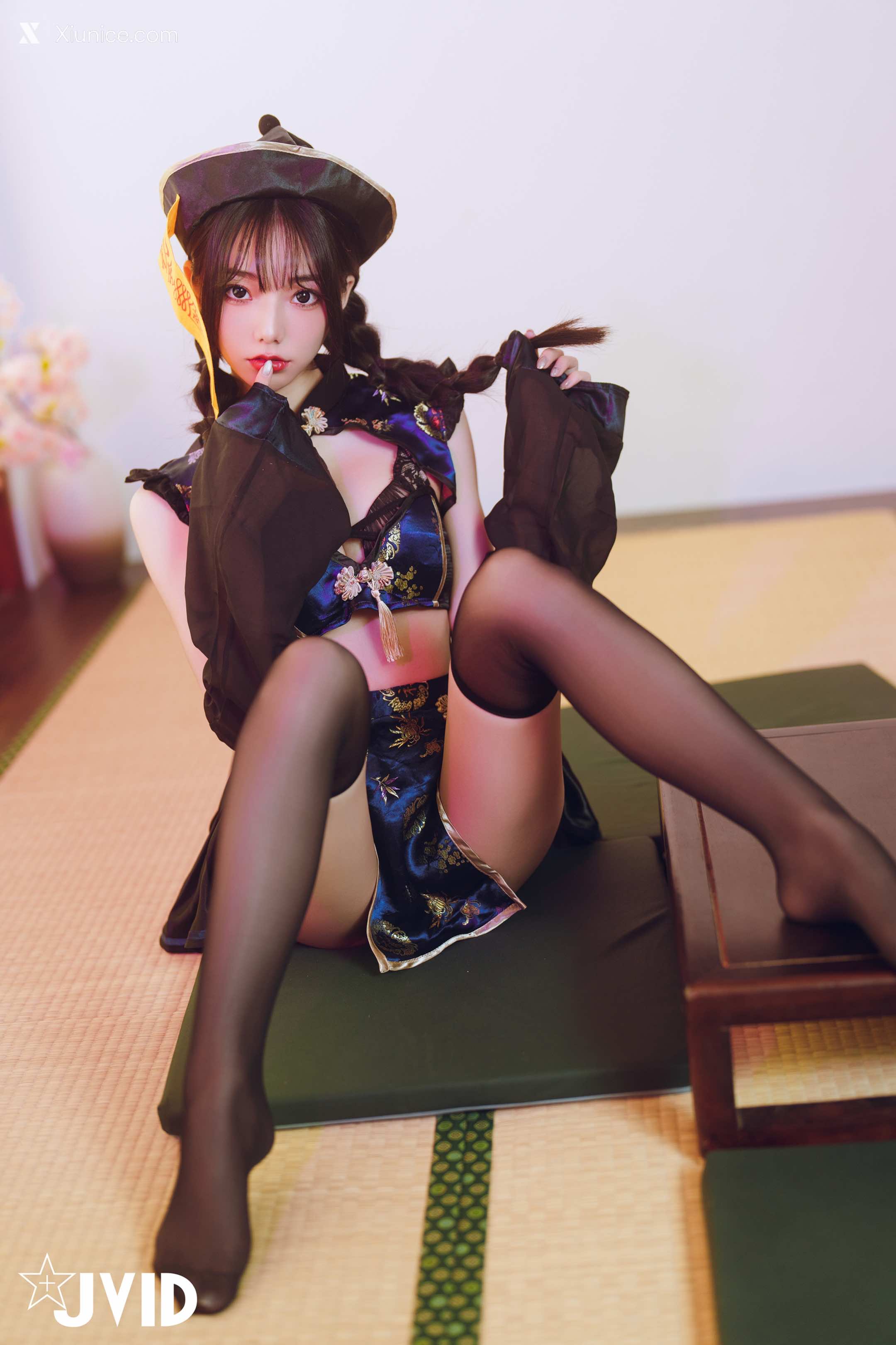 啾啾 ゾンビ殭屍版女友注射愛の能量變成人類!!! 28
