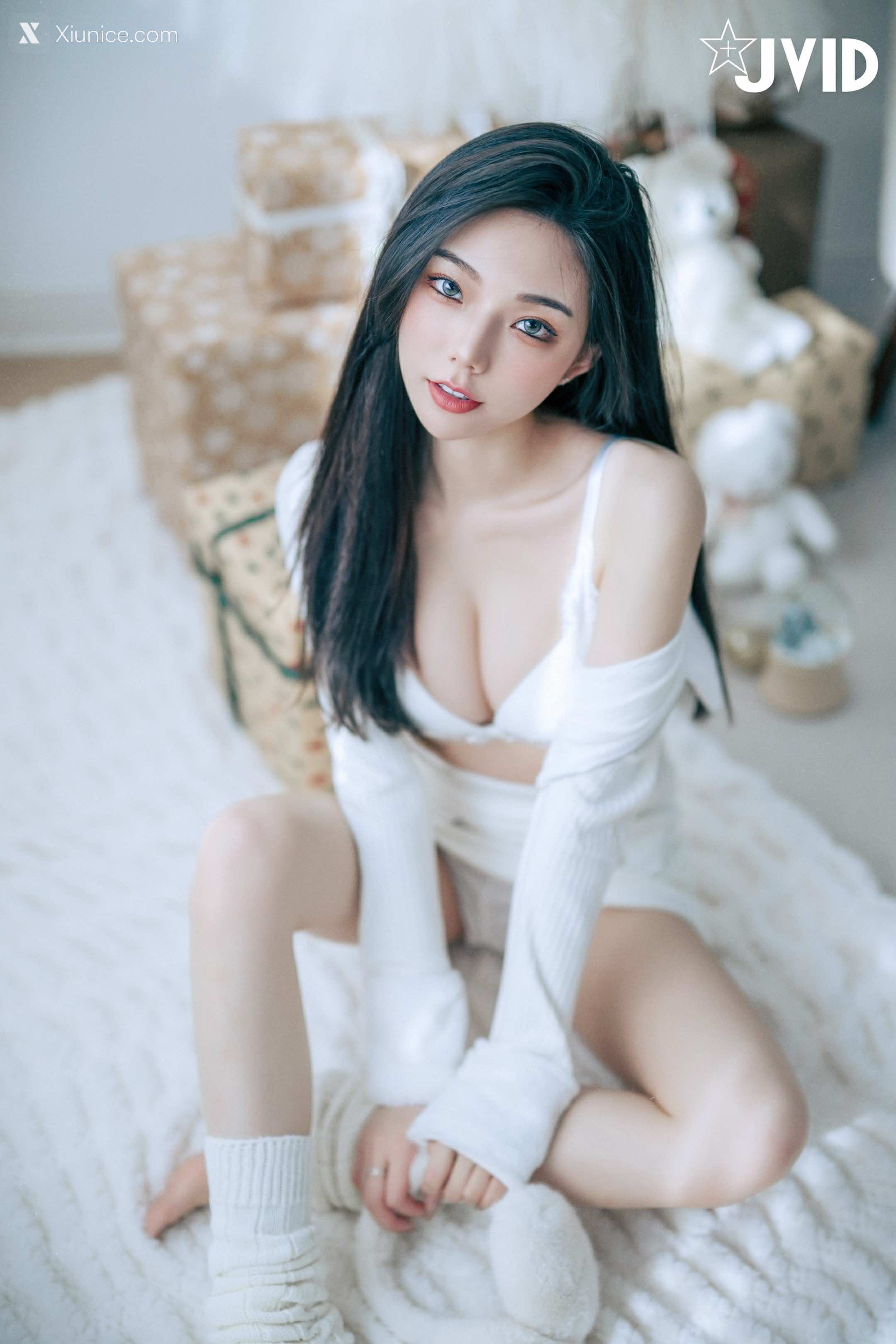 啾啾 純白性感小公主啾啾降臨 31