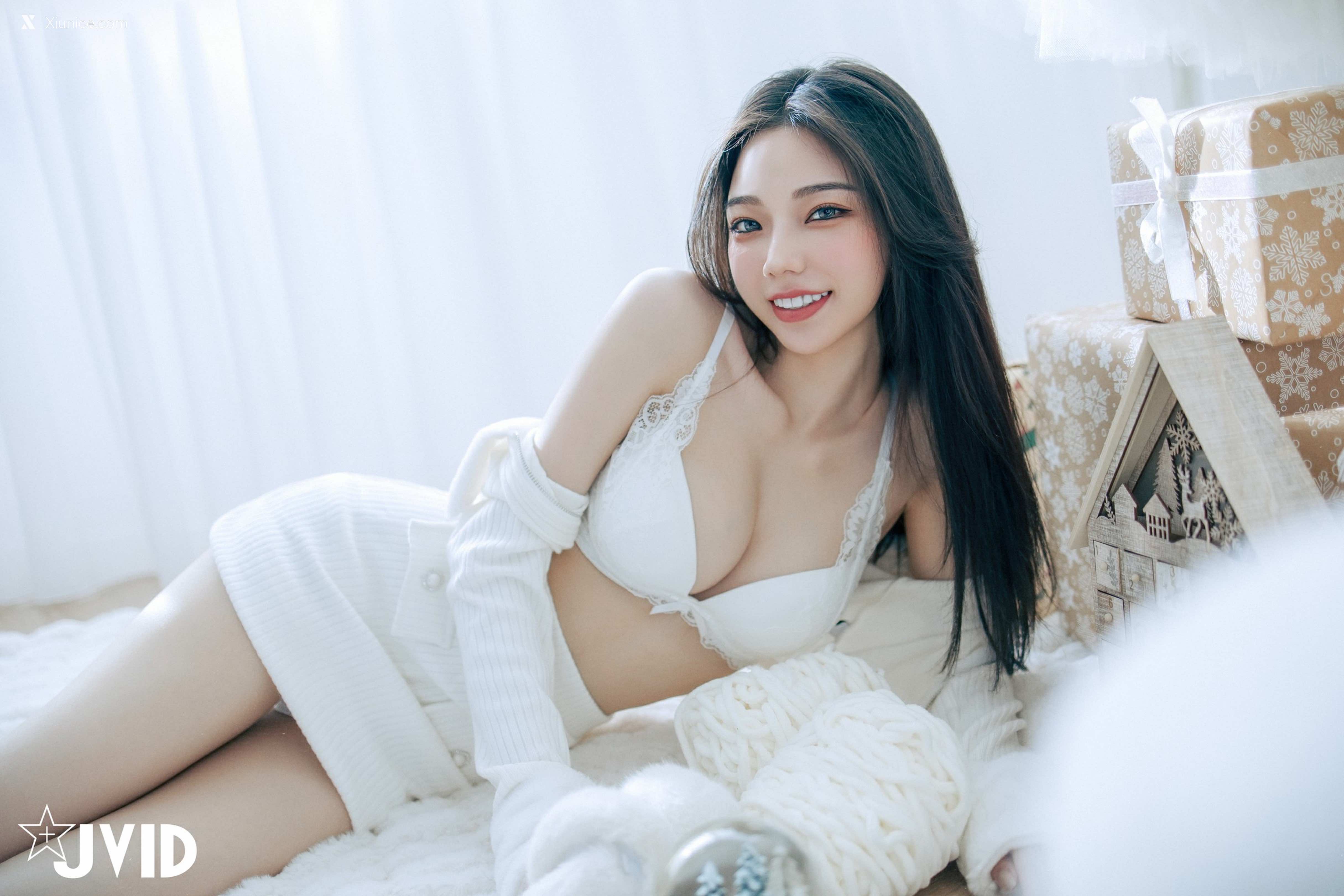 啾啾 純白性感小公主啾啾降臨 40