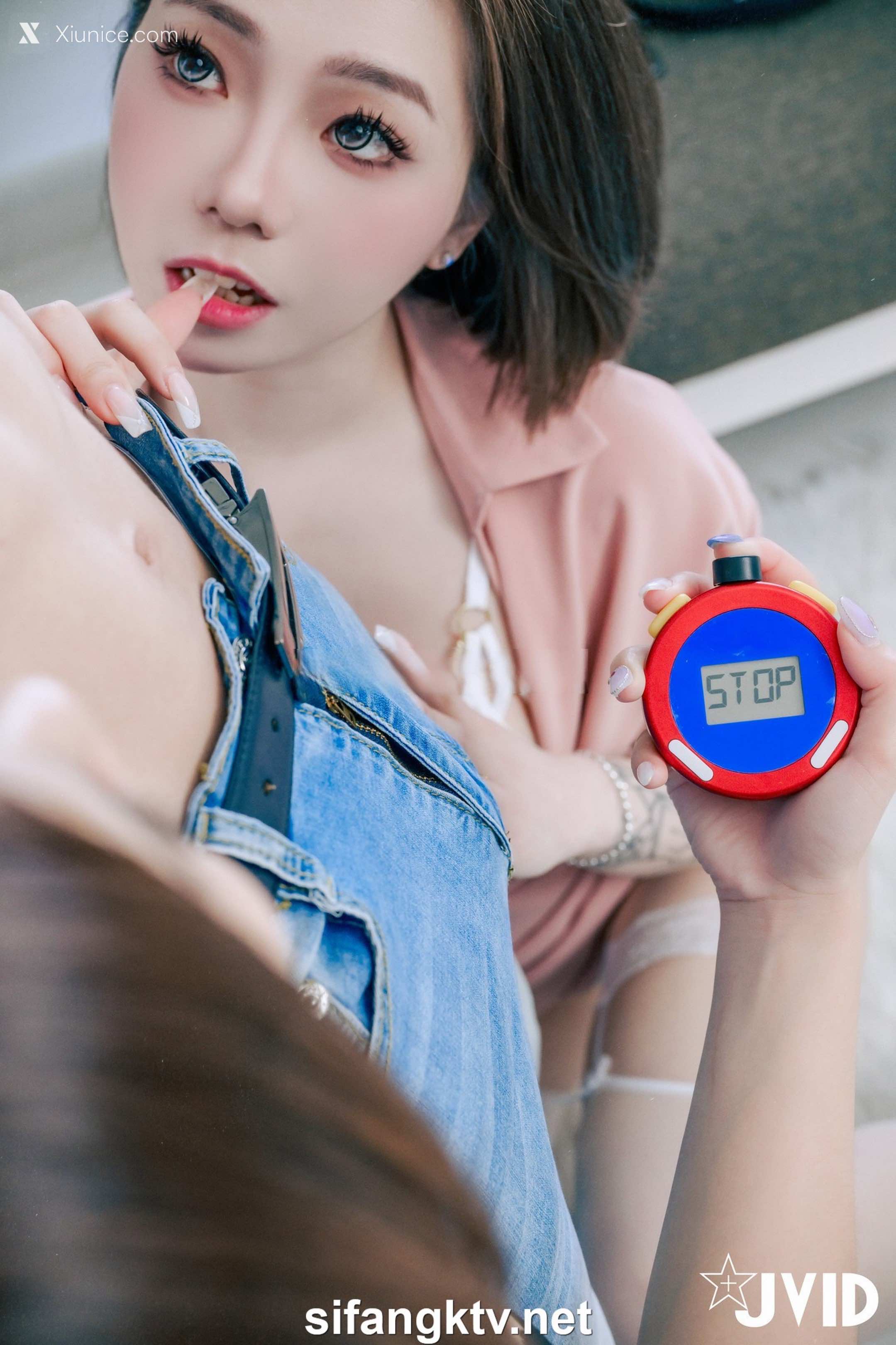 婕咪 Juice & 雅捷 飢渴姊妹雅捷 X 婕咪用時間停止器侵犯維修工人 沒榨乾是不會停的 171