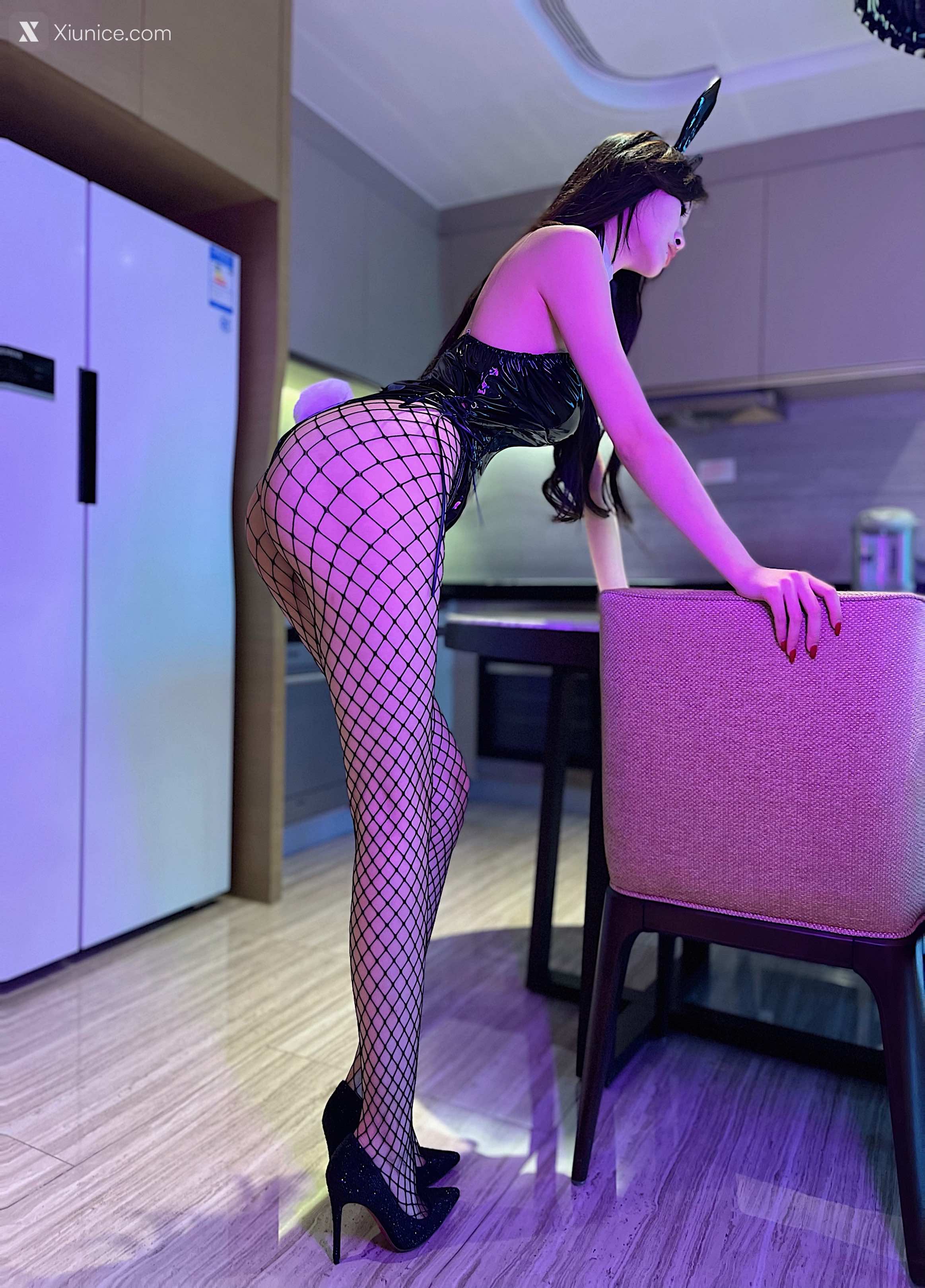 脸红Dearie 兔女郎 B 12