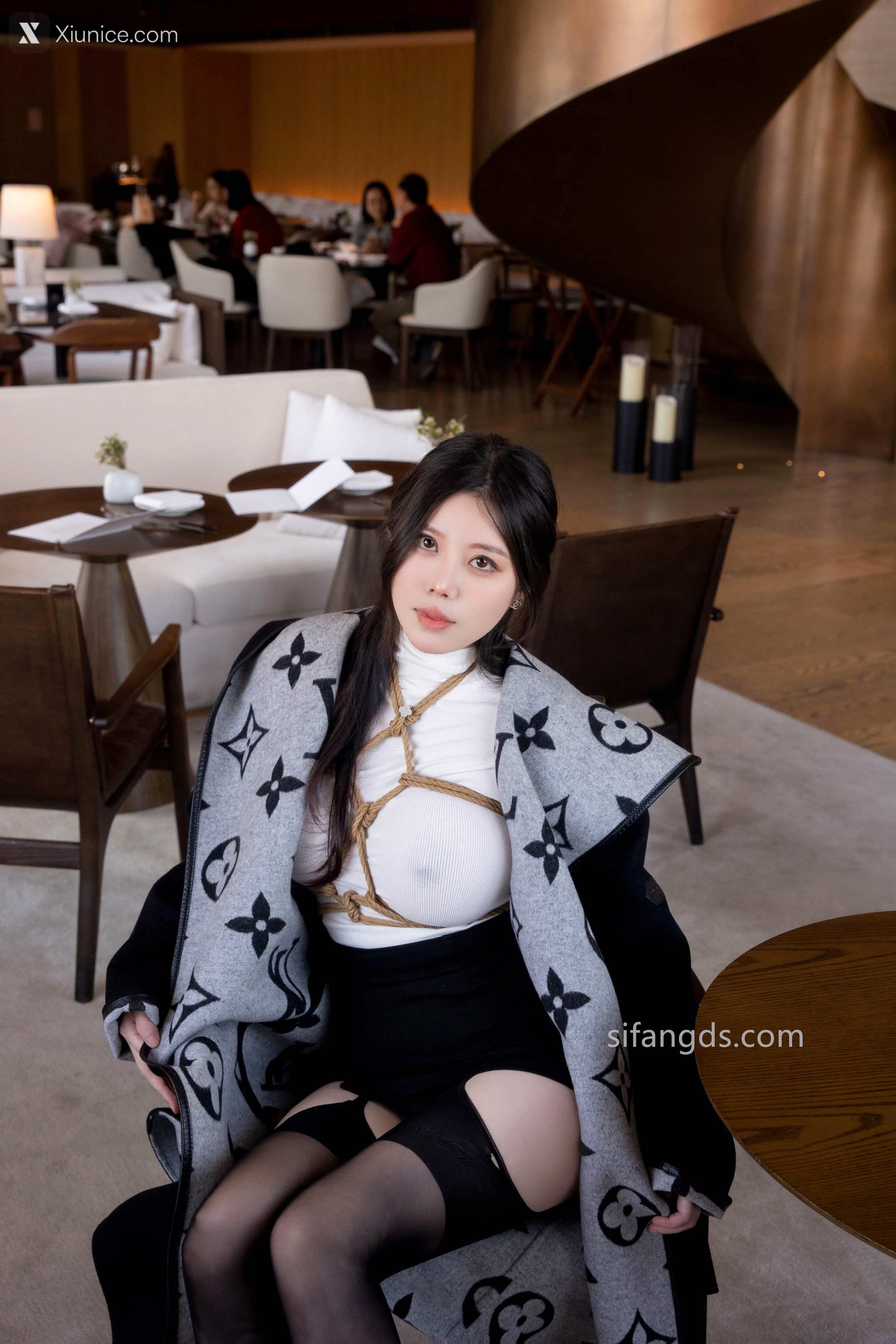 Bai Ru Xue (白茹雪) 秀人网模特 复出首秀作品 1
