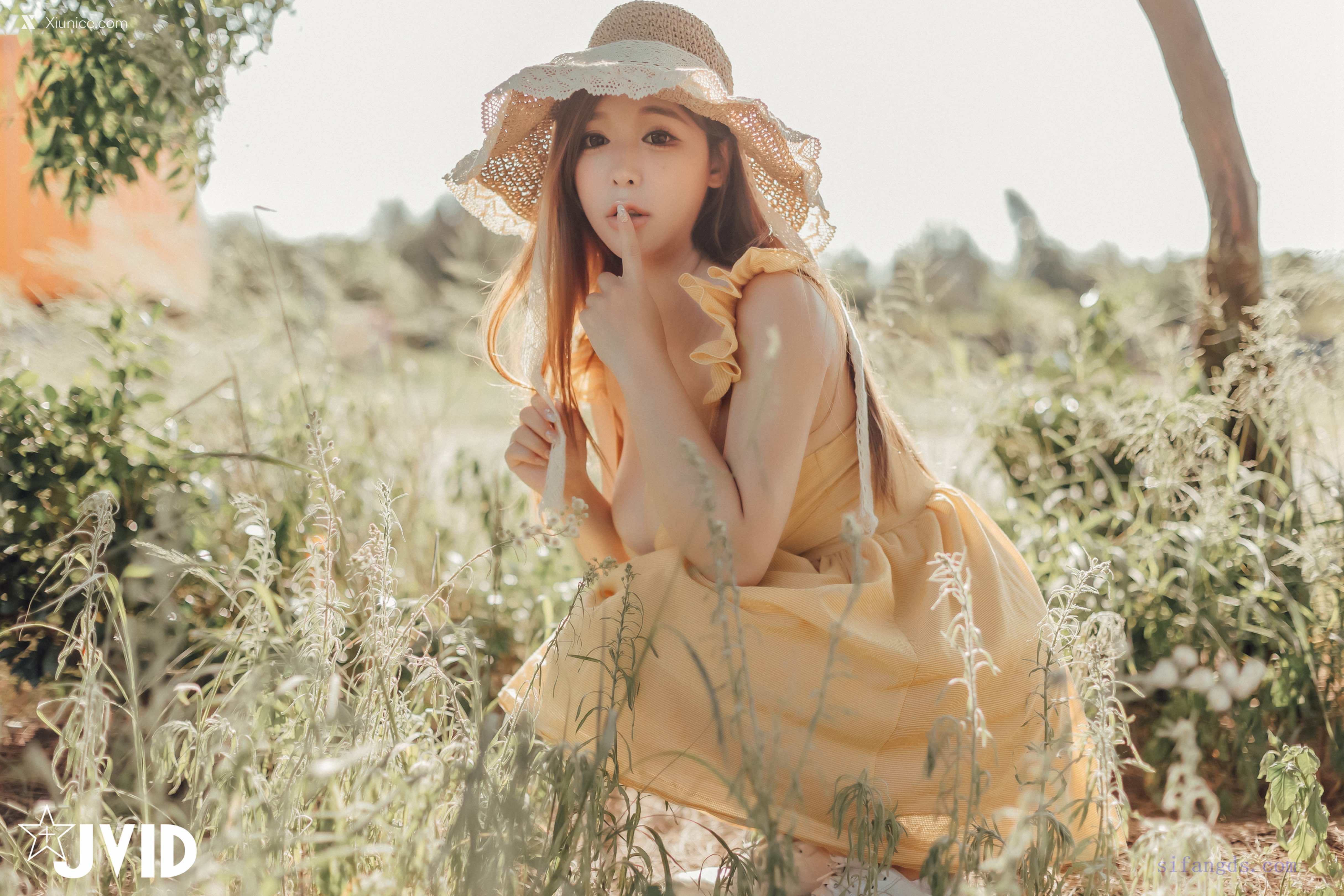 本壘奈 我與本壘奈在車內劇烈搖晃體驗極致快感!!!!! 75