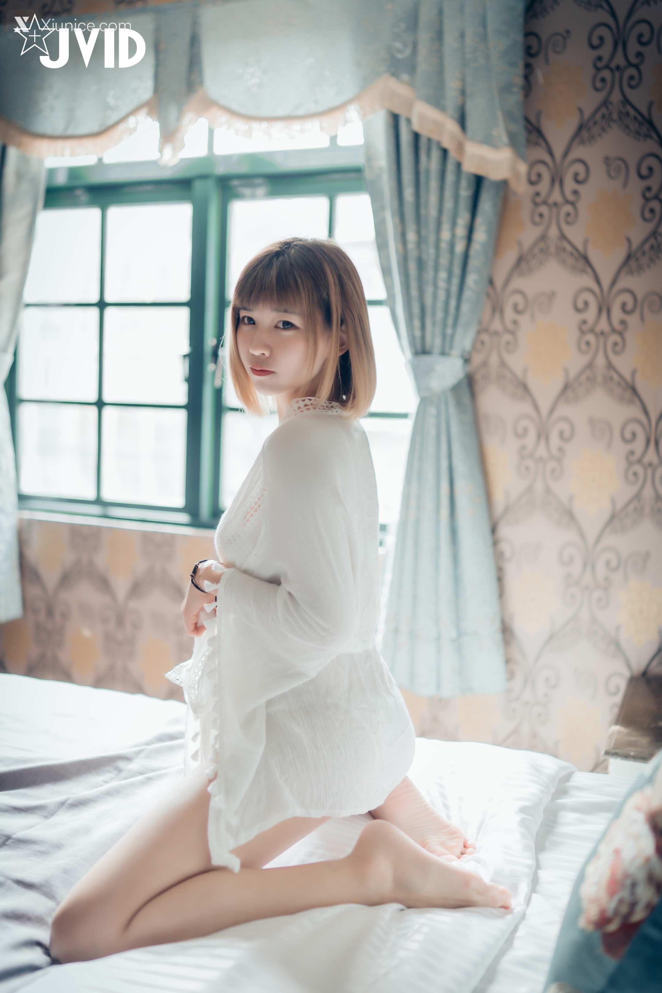 果寶寶 與巨乳女友果寶寶開房間的全裸無碼寫真 8