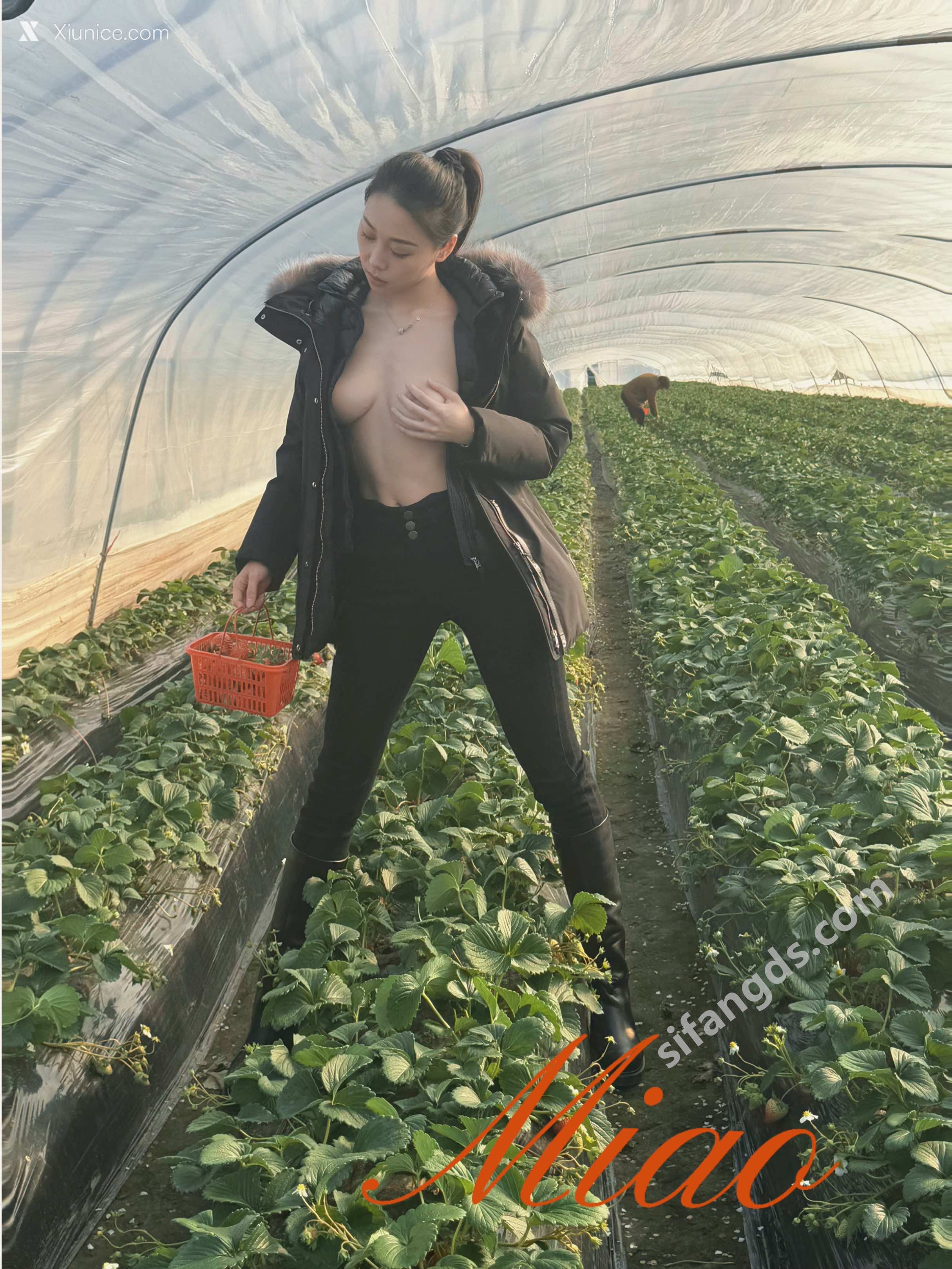 清妙 R18 秀人网模特 25年新作品 浴室&户外 92