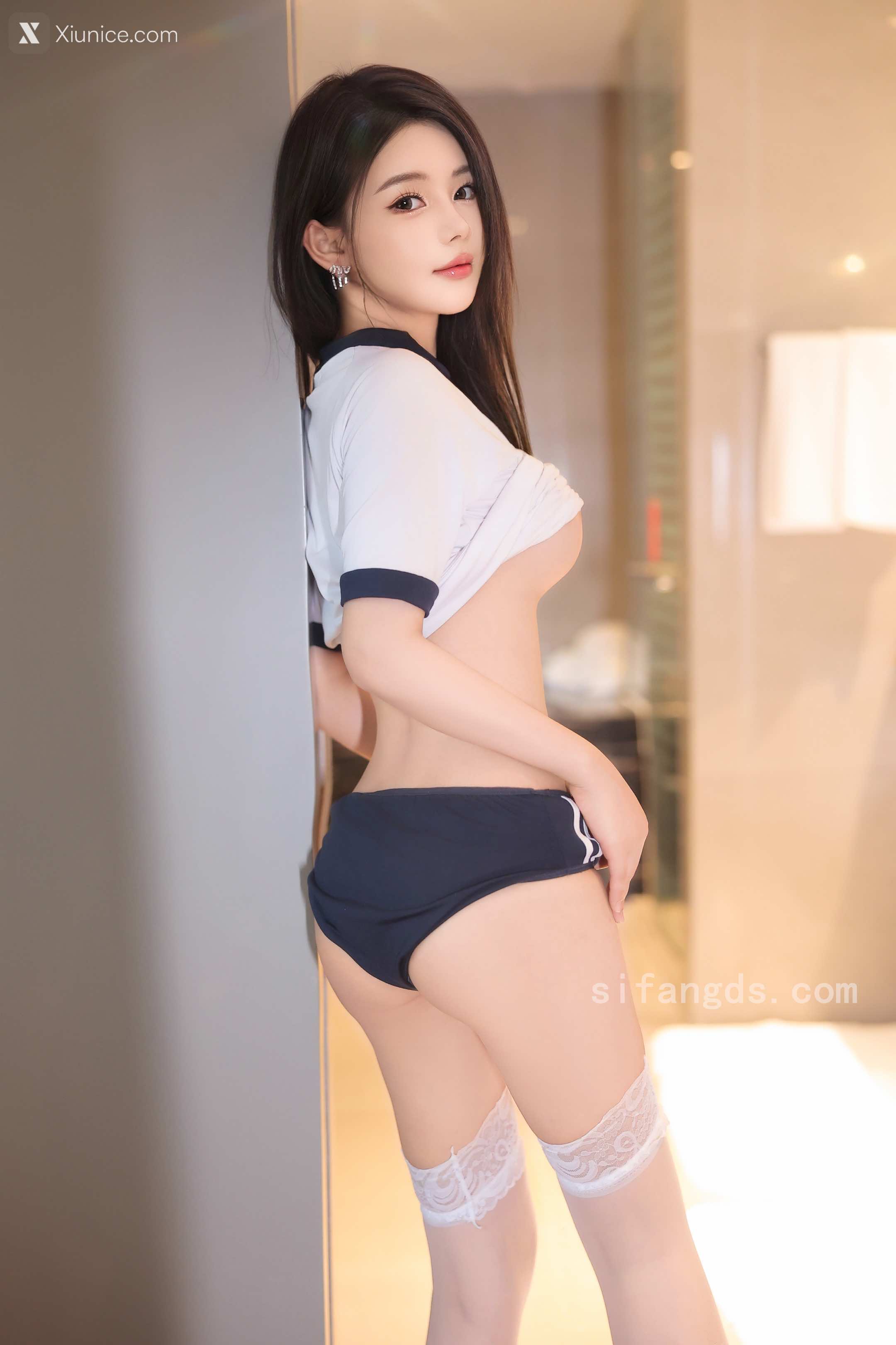 爱酱里 R18 秀人网模特 浴缸JK 45