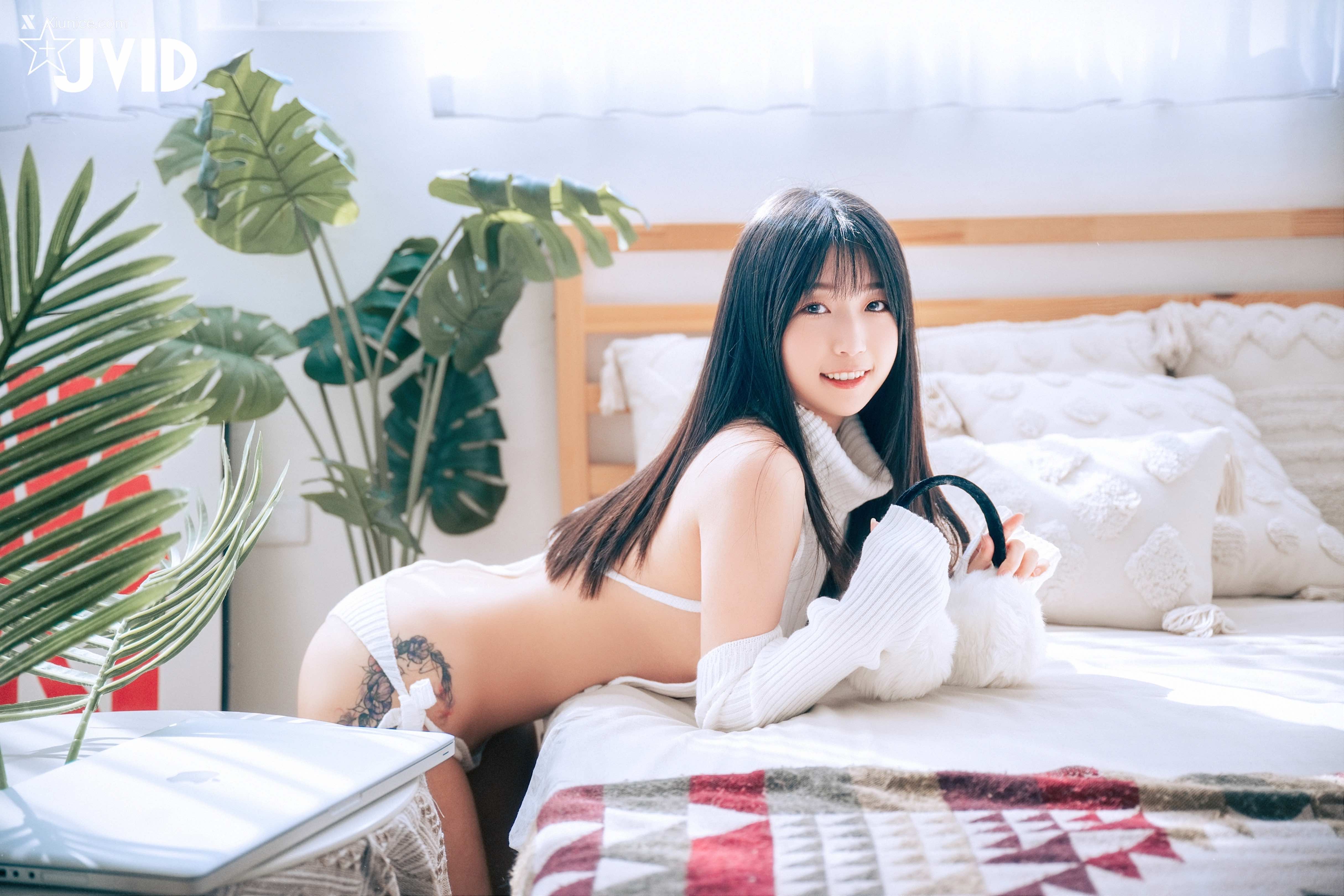肉包Mini 沈迷色色の可愛女友－肉包😈性欲高漲🔥發情自慰色誘男友🔞近距離特寫美鮑🦪 60