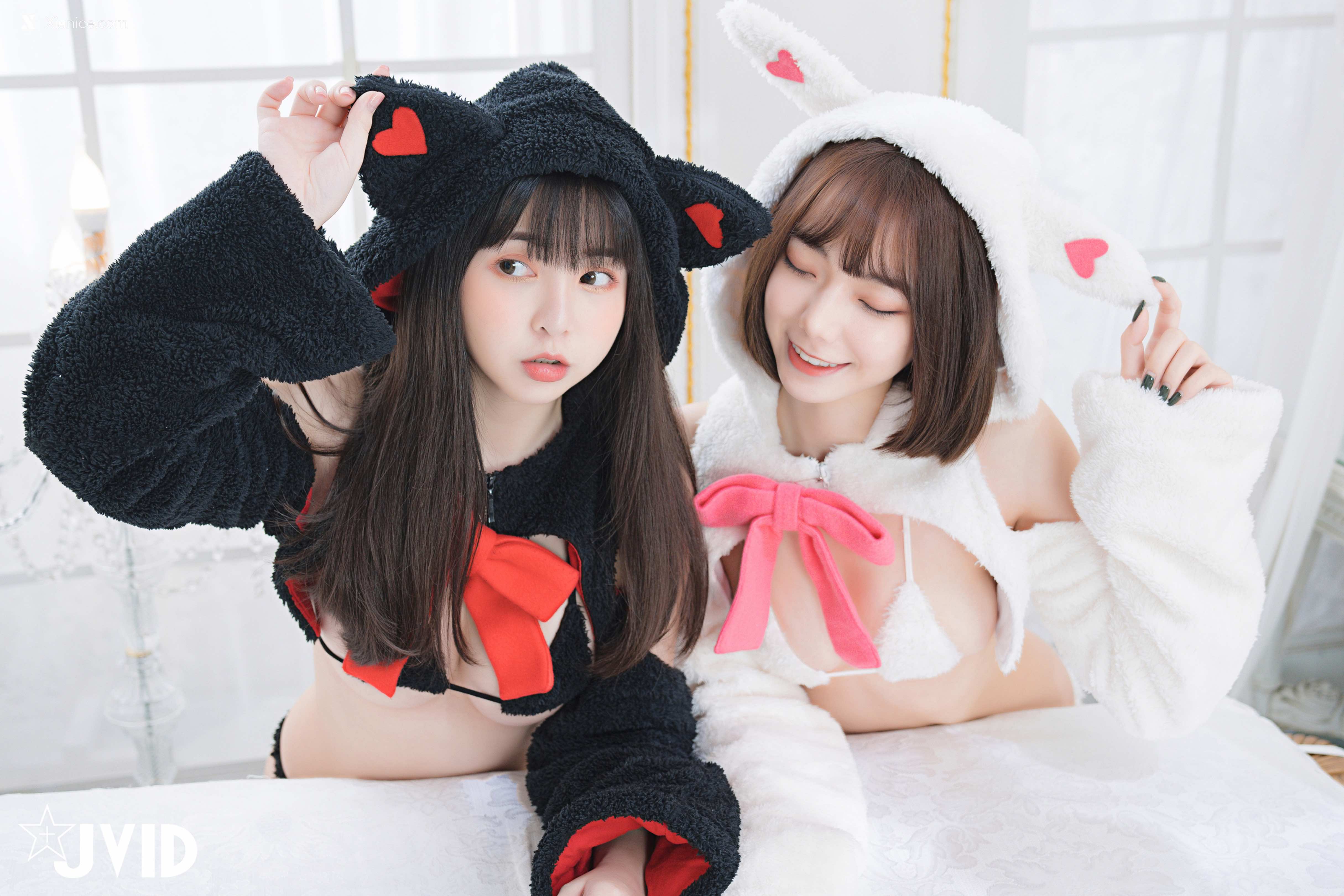 胎尼 & 啾啾 【私訊有好康活動】雙寵萌系女友💕情色貓咪Tiny🐱純欲小兔啾啾🐰「主人你要選哪一個？」 1