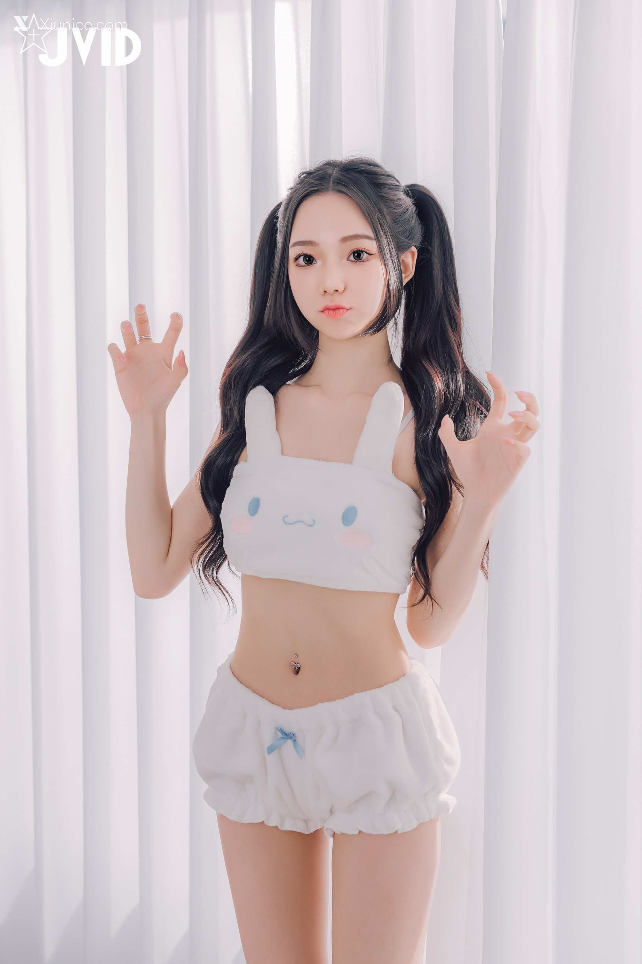 胎尼 & 啾啾 啾啾親自開箱豪華AI情慾娃娃Tiny🥵真人比例完美粉嫩E奶💦激情互動舌吻揉奶樣樣來🔞 88